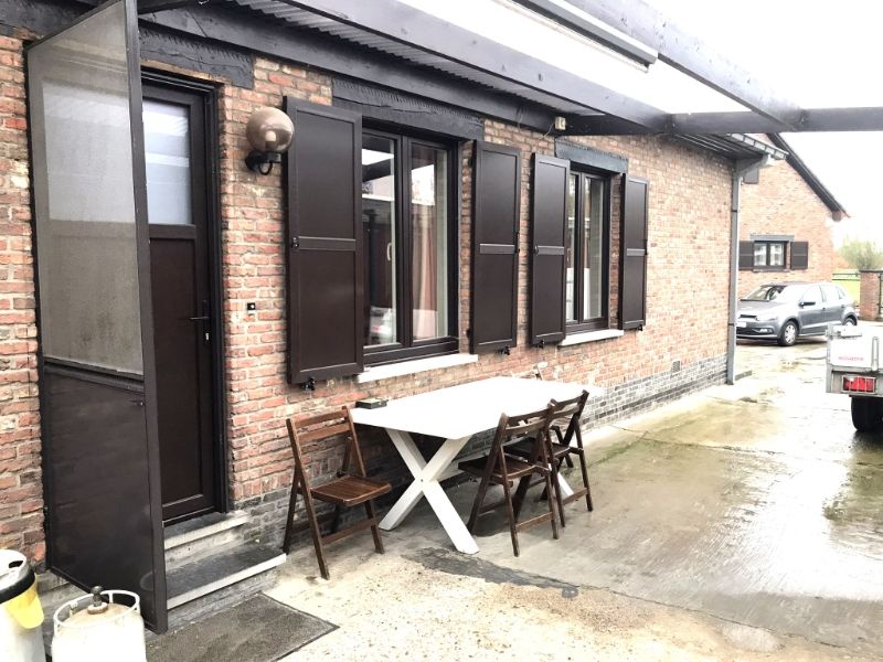 Te Grembergen : Woonst met terras en tuin - EN bijgebouw met garage- ruime parking in doodlopende straat nabij de spoorweg foto 3