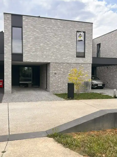 Recente woning met 3 slaapkamers in Bilzen foto 2