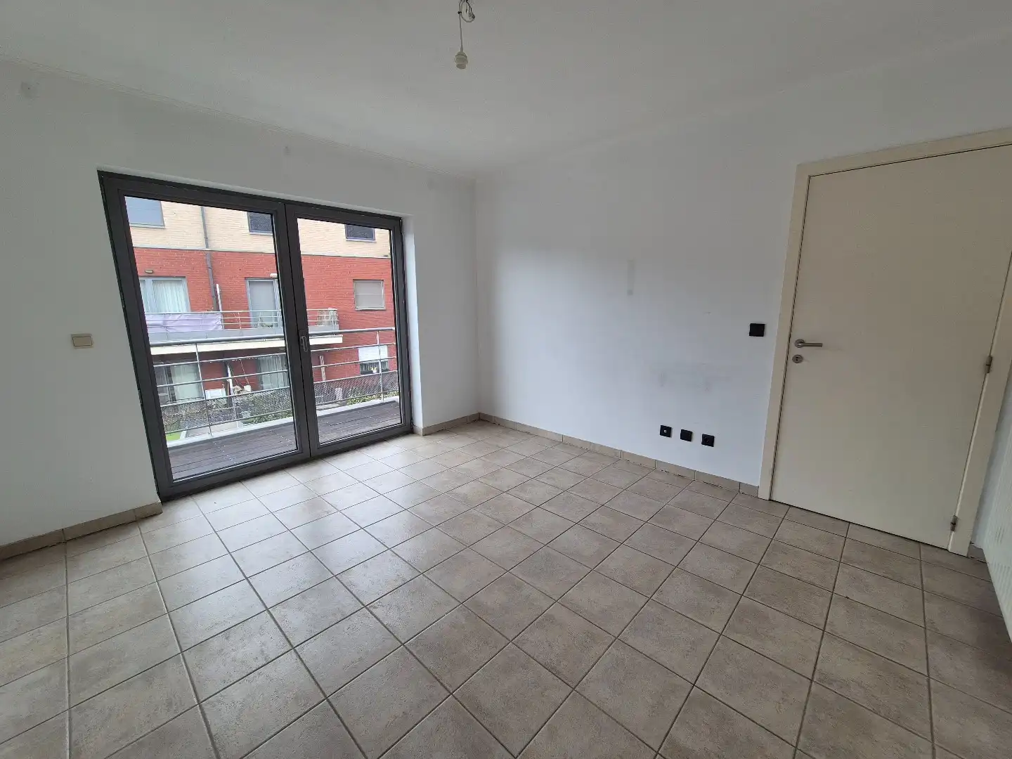 Appartement gelegen in de zeer geliefde Heilig-Hartwijk in Hasselt. foto 7