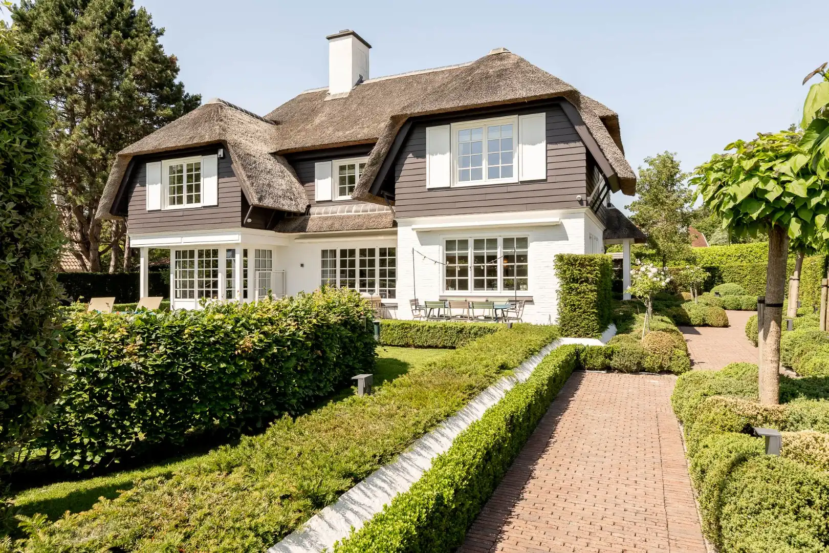 Elegante instapklare villa met zuidgerichte tuin foto 3