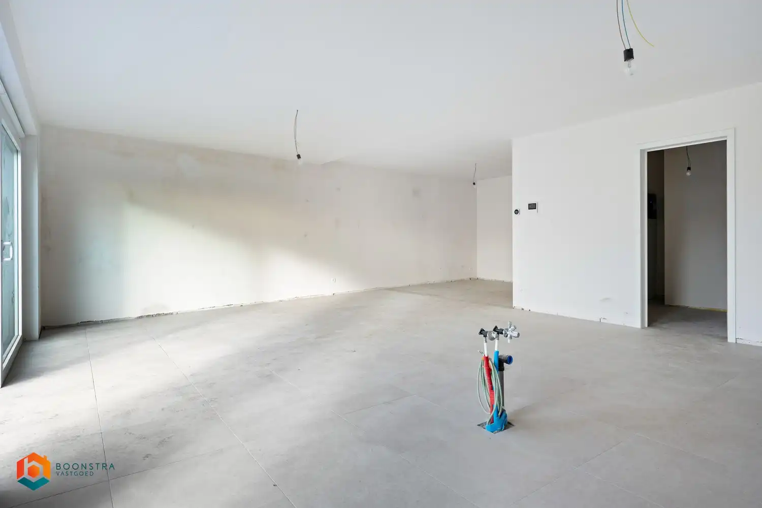 Ruim gelijkvloers app. met 3 slpkrs en tuin foto 5