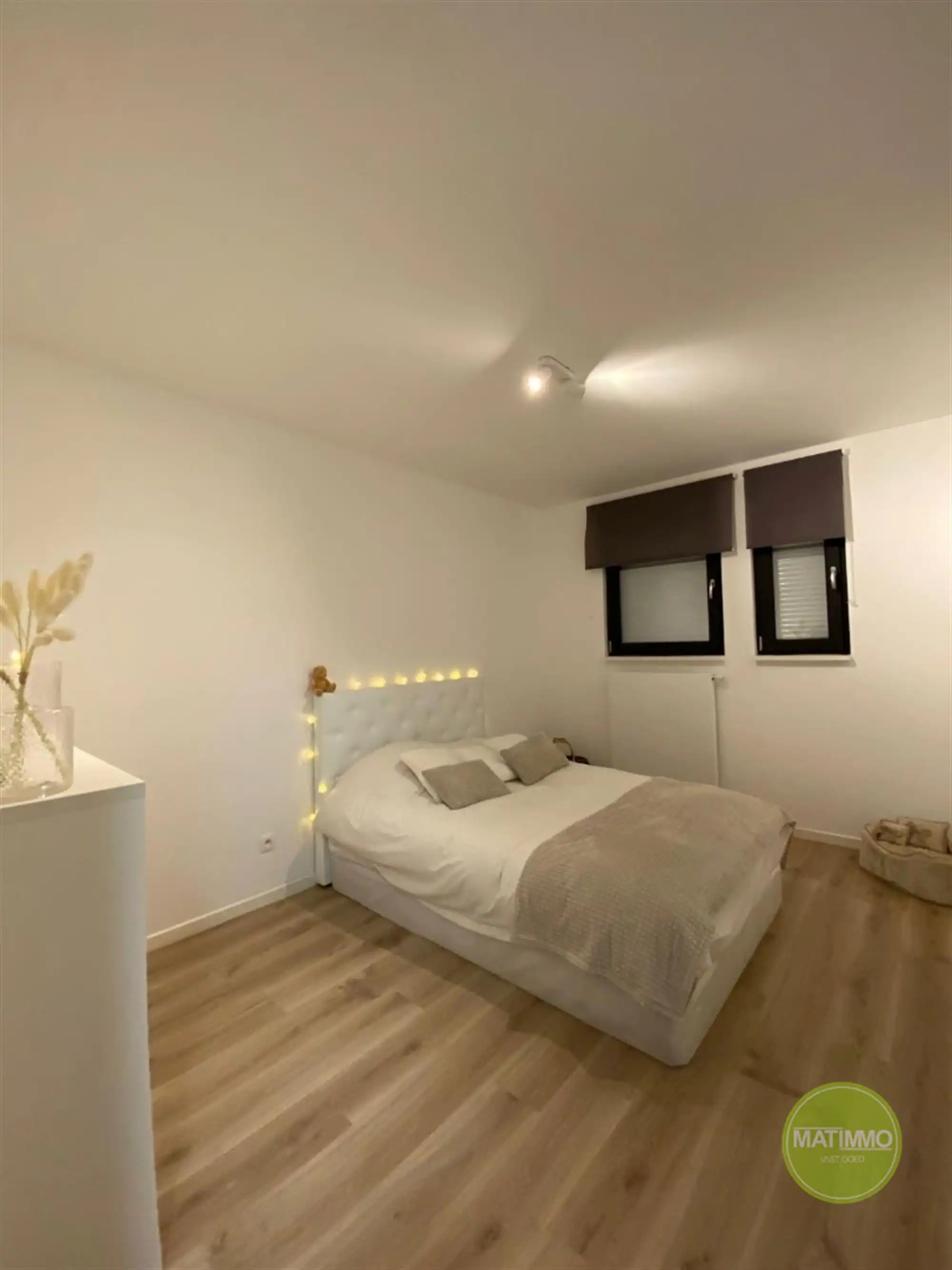 Modern gelijkvloers appartement met 2 slaapkamers in Geel foto 16