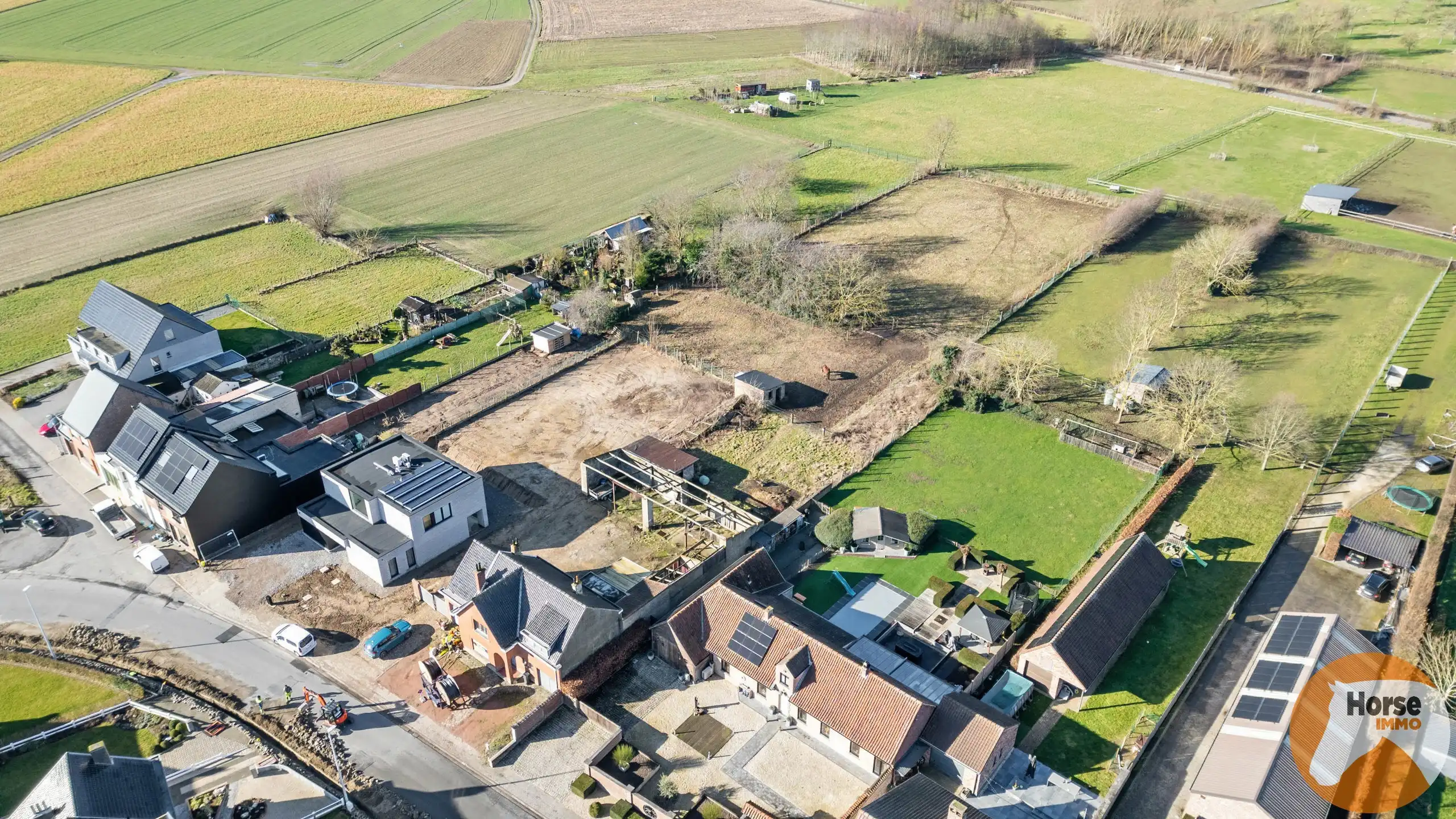 BAMBRUGGE – Landelijke woning met weide en schuur  foto 8