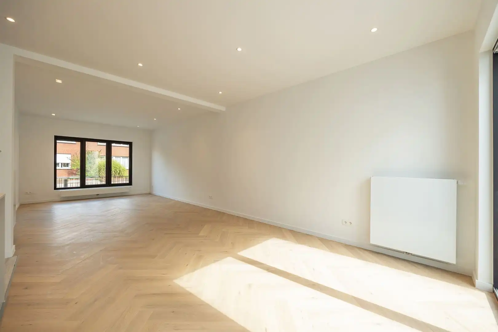 Top-gerenoveerd gelijkvloers appartement in Ekeren-Donk foto 8