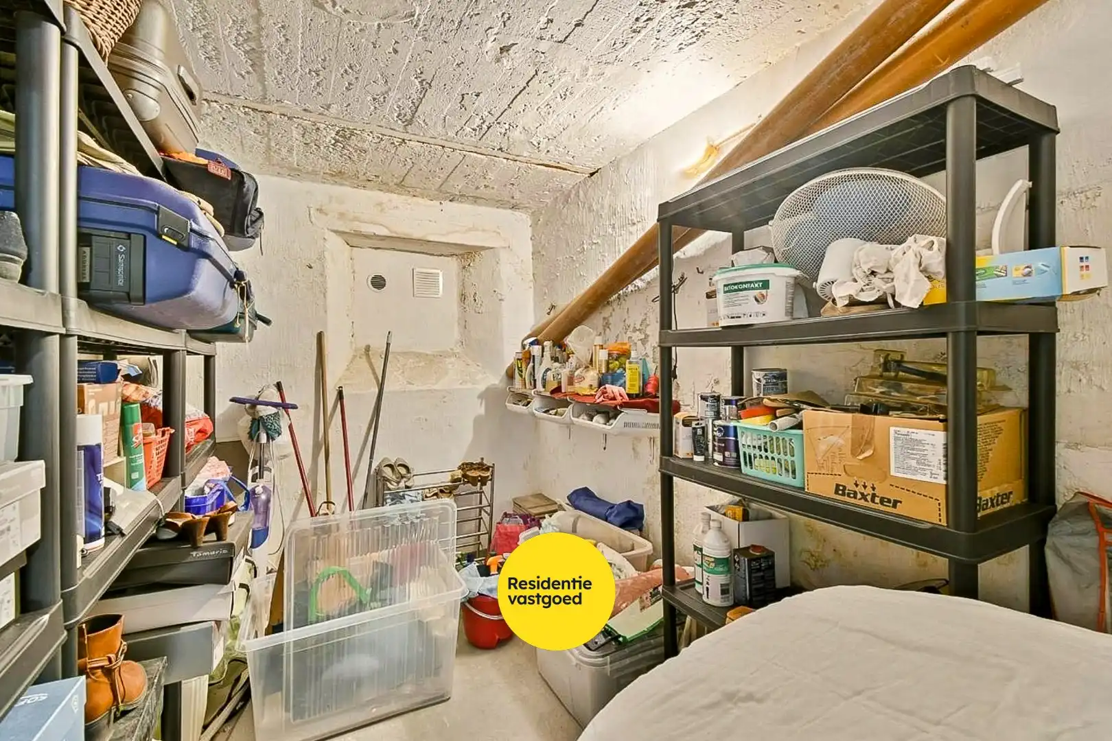 Instapklaar gelijkvloers appartement met privatieve toegang, garage, zonnige tuin en terras nabij zee foto 18