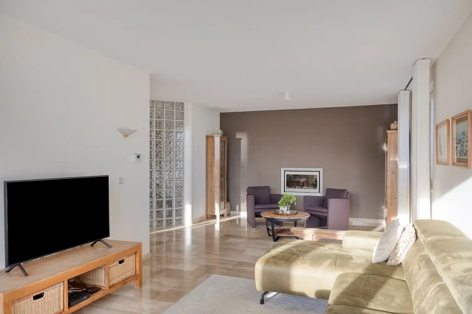 Ruime, energiezuinige gezinswoning met ingebouwd zwembad op toplocatie in Lanaken foto 19