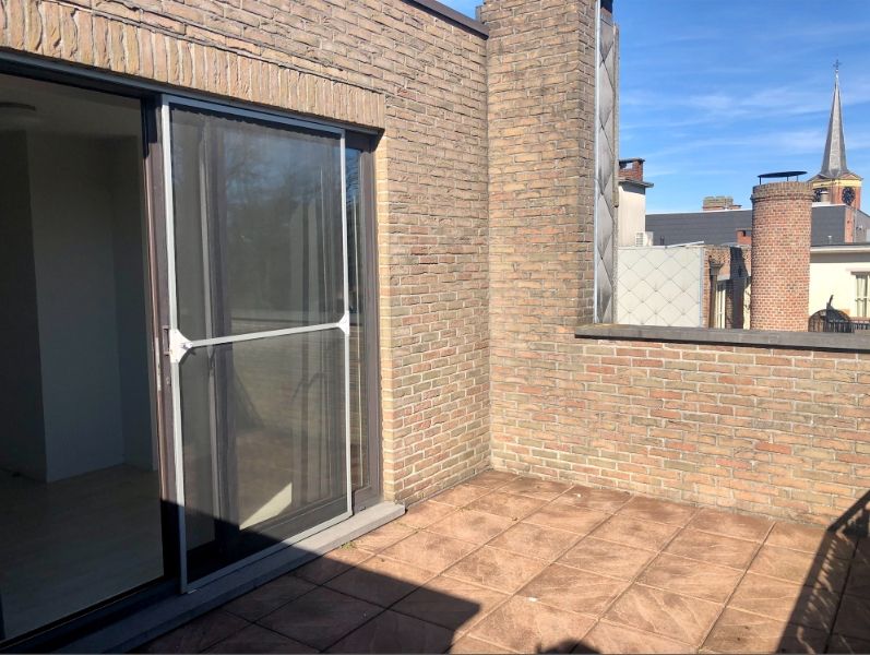 Ruim 1 slaapkamer appartement, 2 terrassen, toplocatie! foto 12