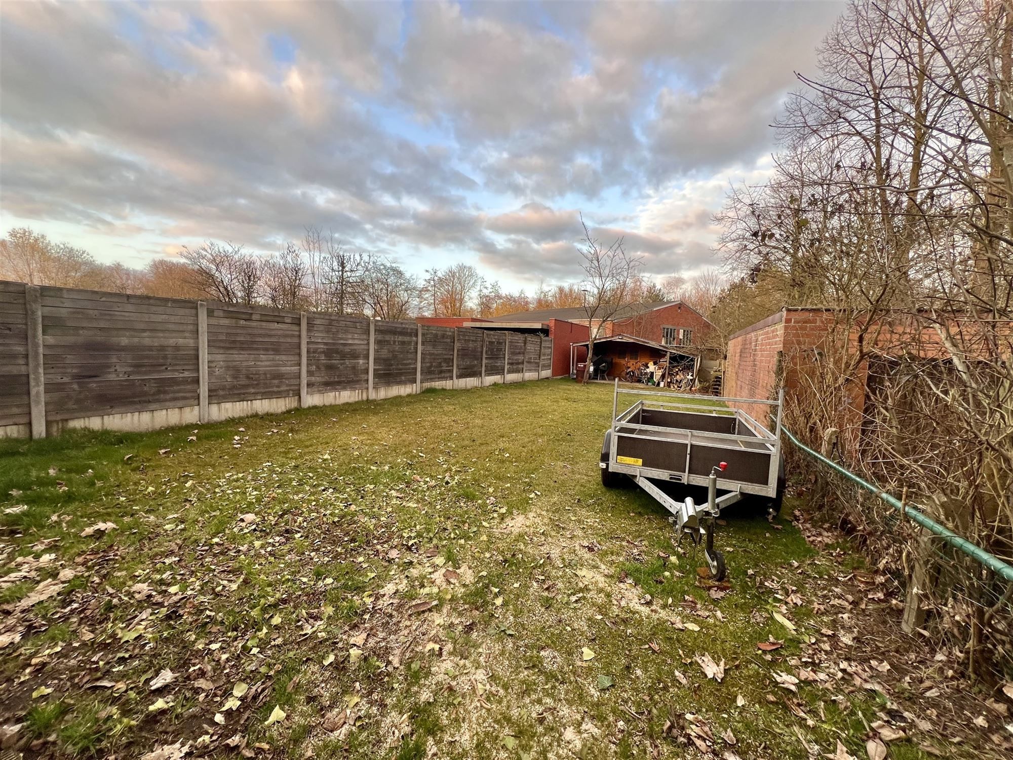 Enorme gezinswoning op 463 m² met 5 slaapkamers en 2 badk. foto 5