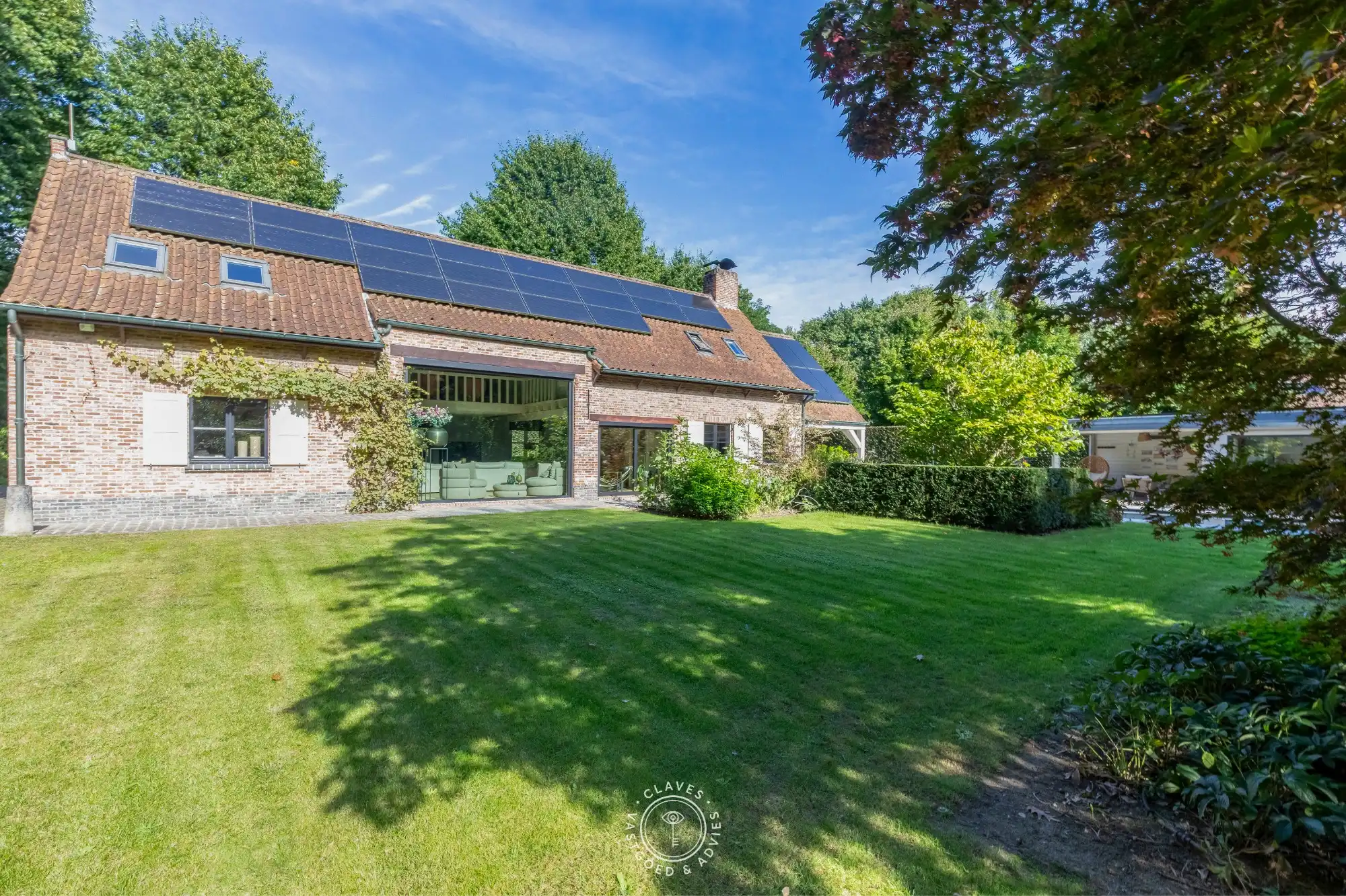 Villa met karakter, zwembad en een zee aan groen in Waasmunster foto 2