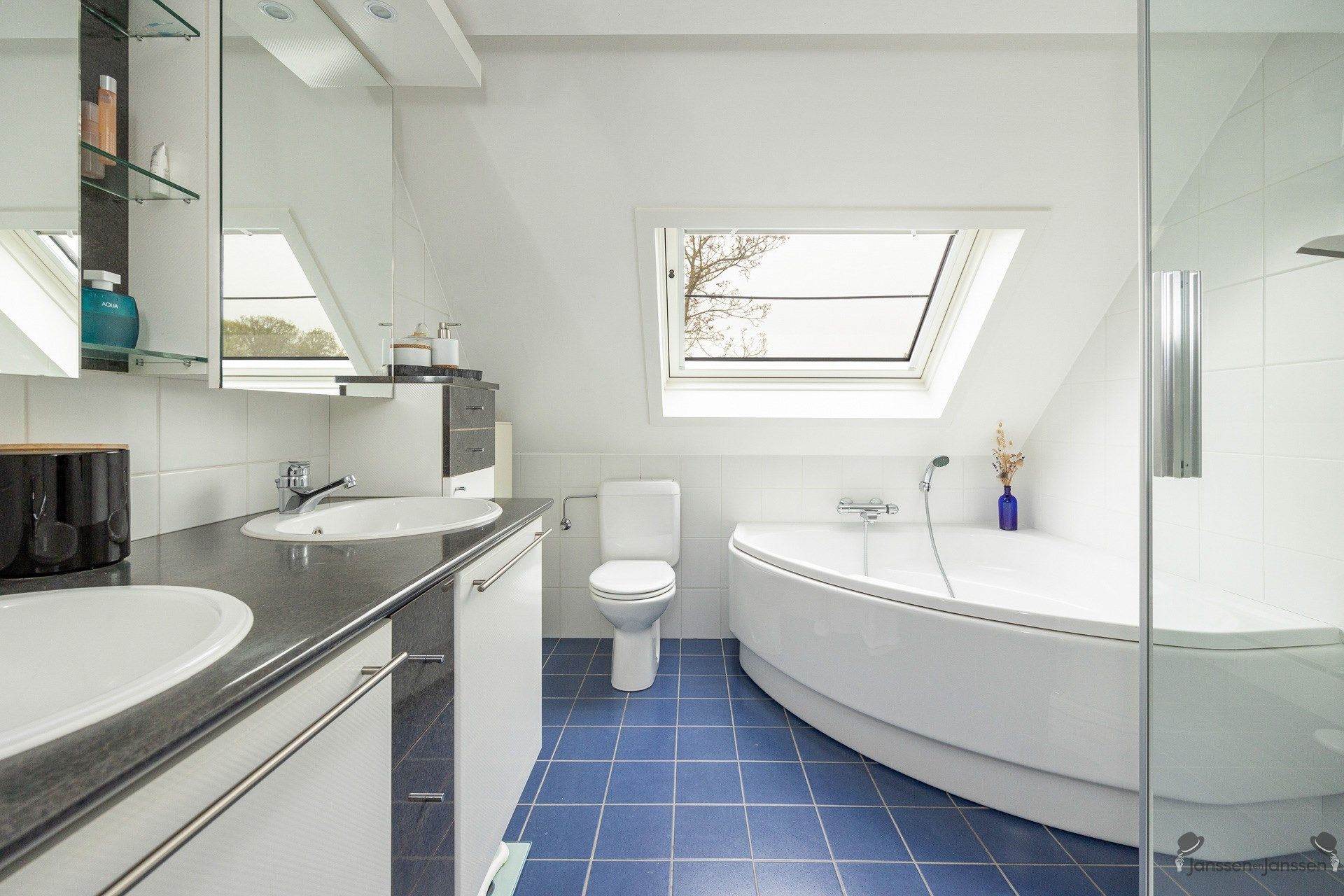 Energiezuinige instapklare woning met royale tuin foto 13