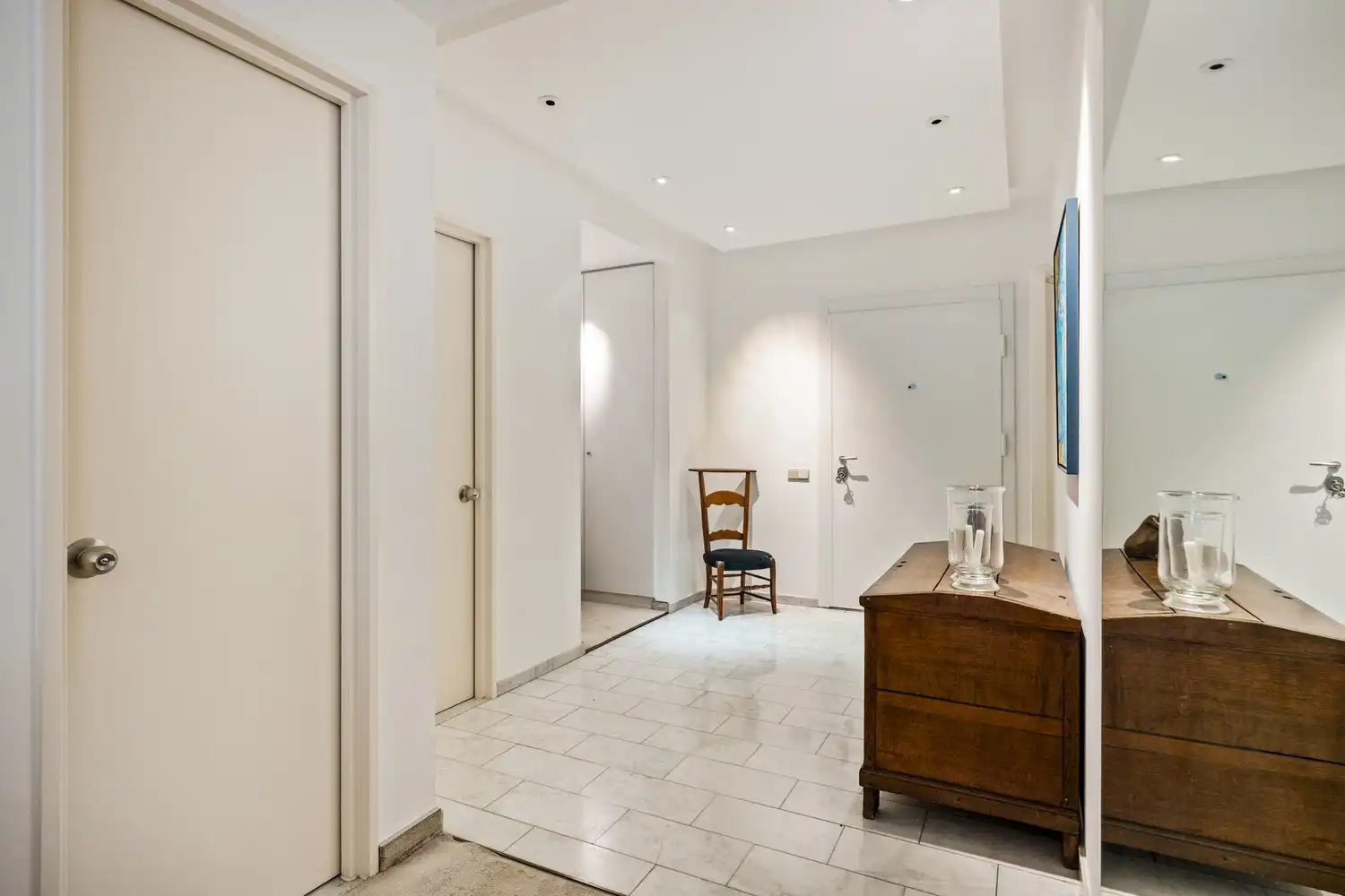 Royaal appartement op 140m² met 2 slaapkamers foto 3