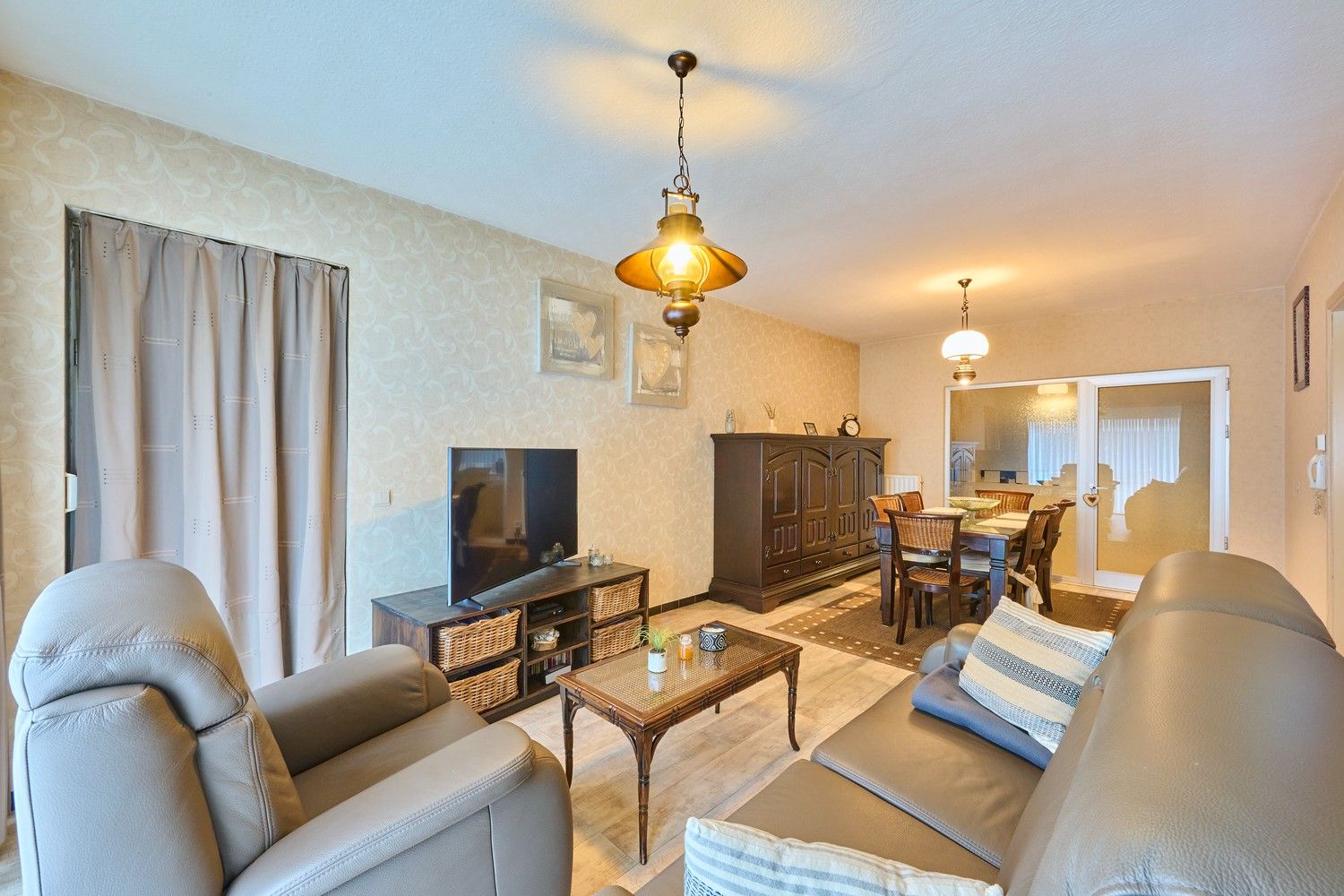 Goed onderhouden instapklaar appartement met aangenaam wooncomfort gelegen op een gegeerde locatie foto 2
