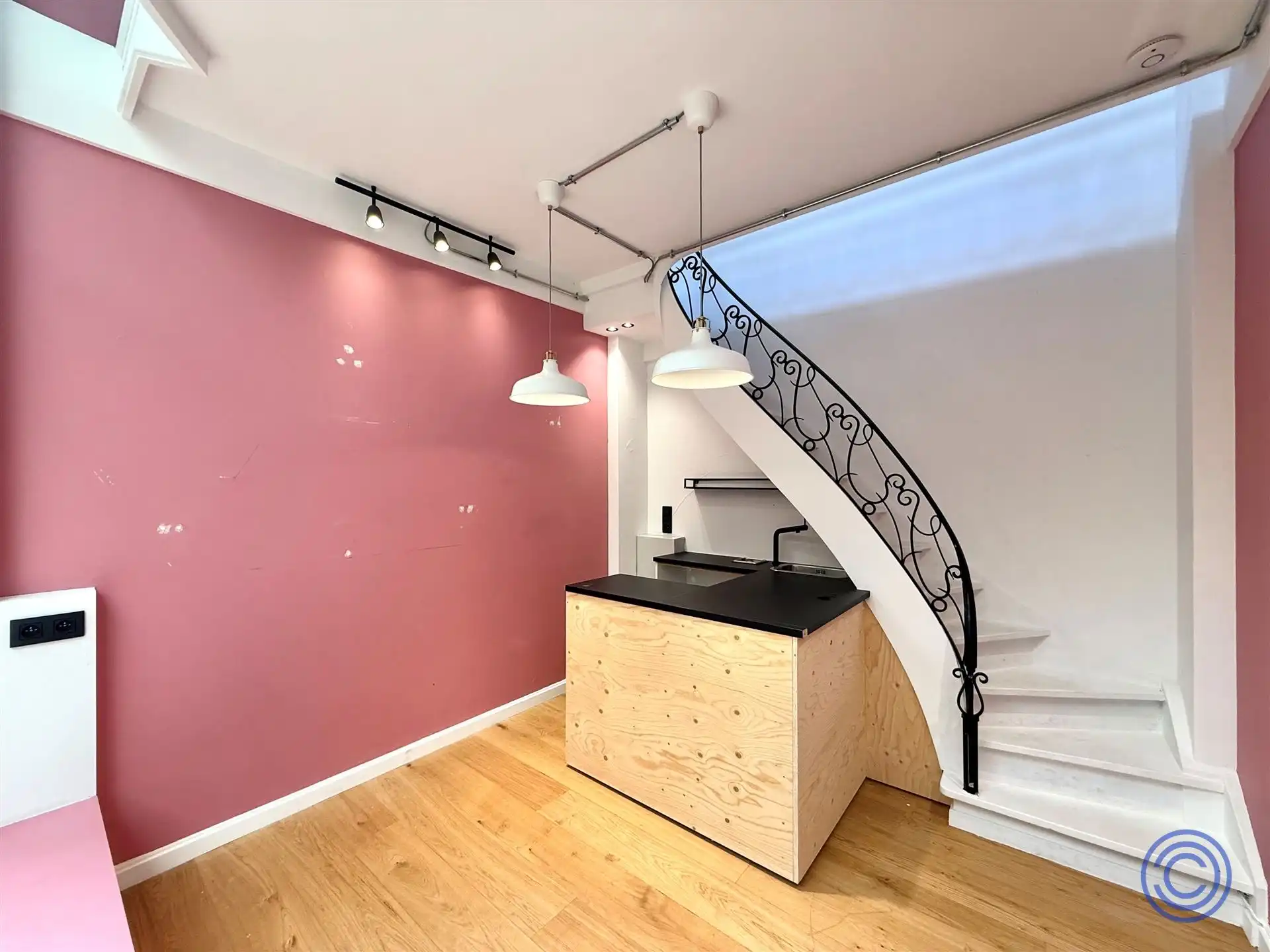 Instapklaar handelspand in Nieuwe Gaanderij! foto 4