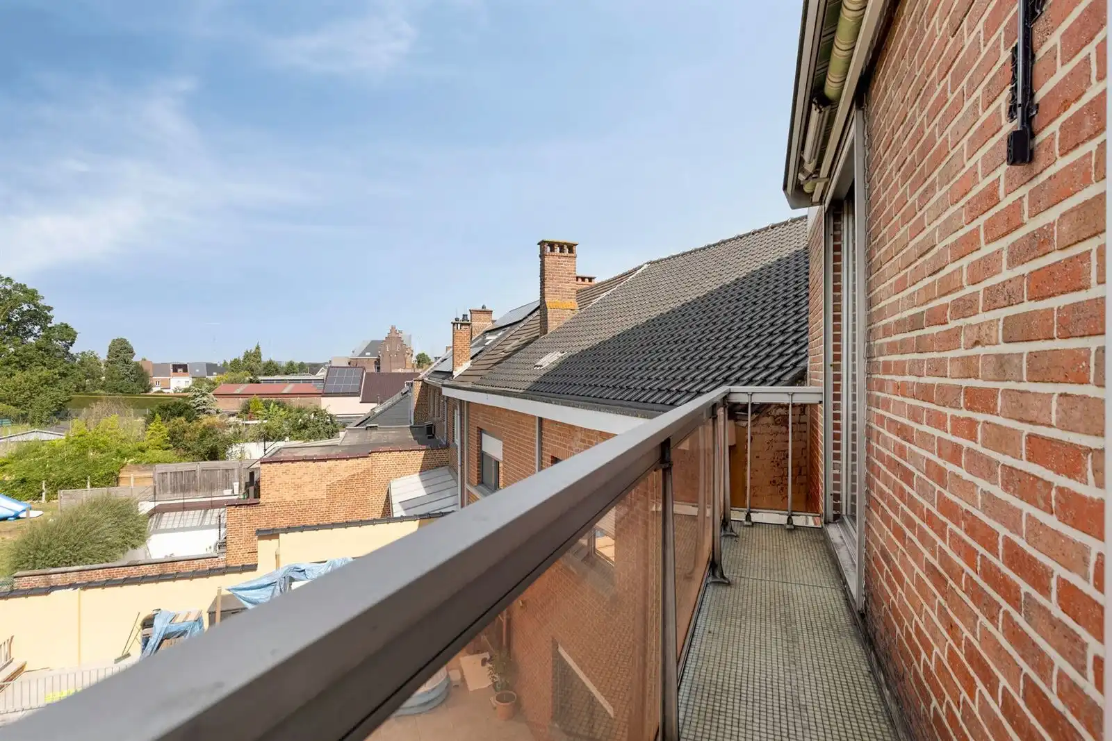Groot 2-kamer appartement van 105 m² foto 21