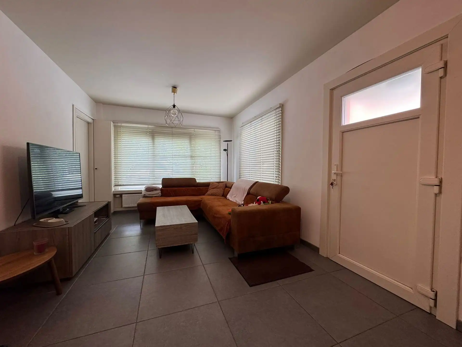 Recent gerenoveerde woning met 2slpk en ruime tuin foto 4