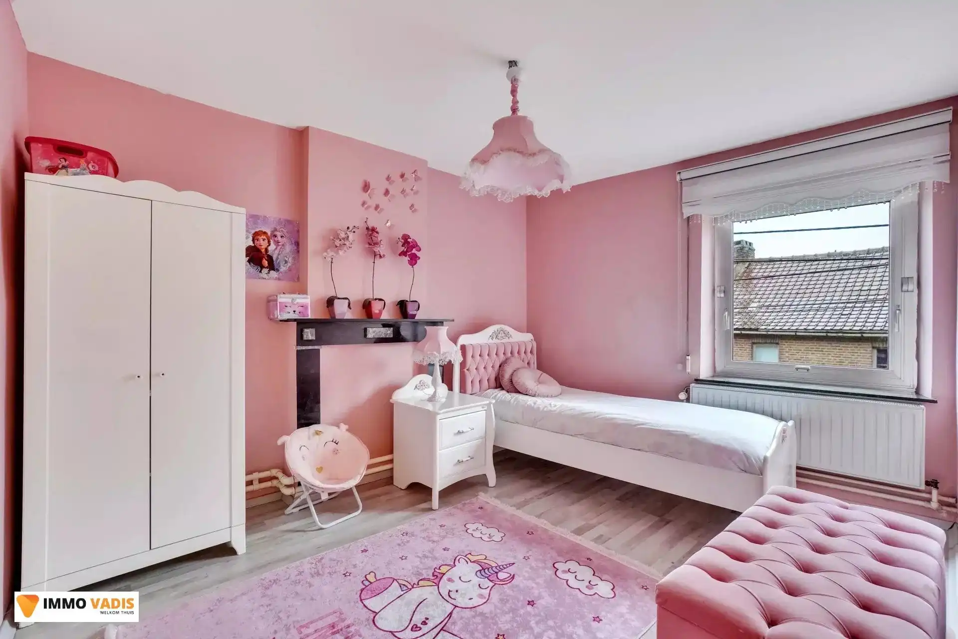 Gerenoveerde gezinswoning met 5 slaapkamers foto 11