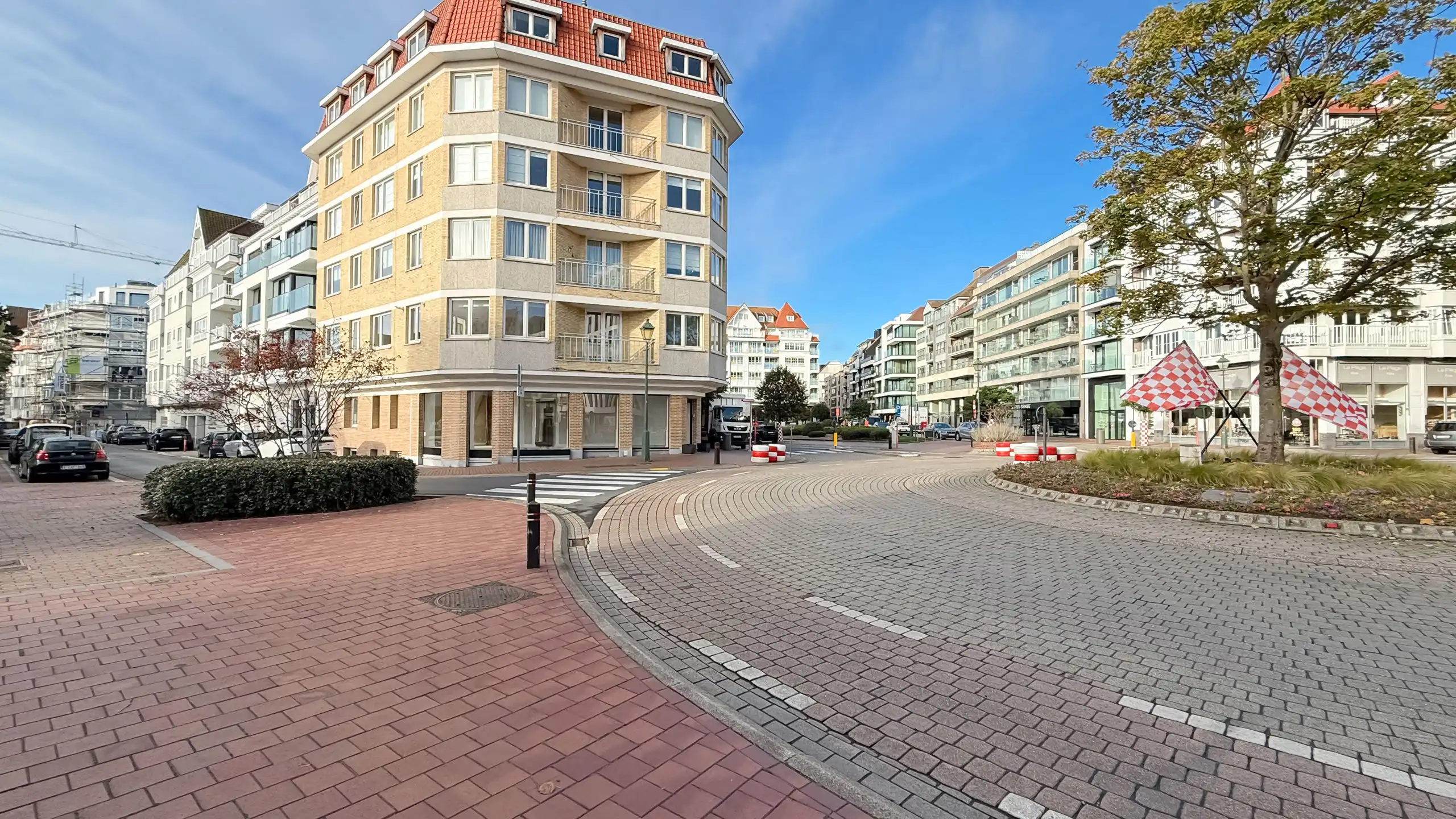 Commerciële ruimte te huur Driehoeksplein 11 - 8300 Knokke-Heist