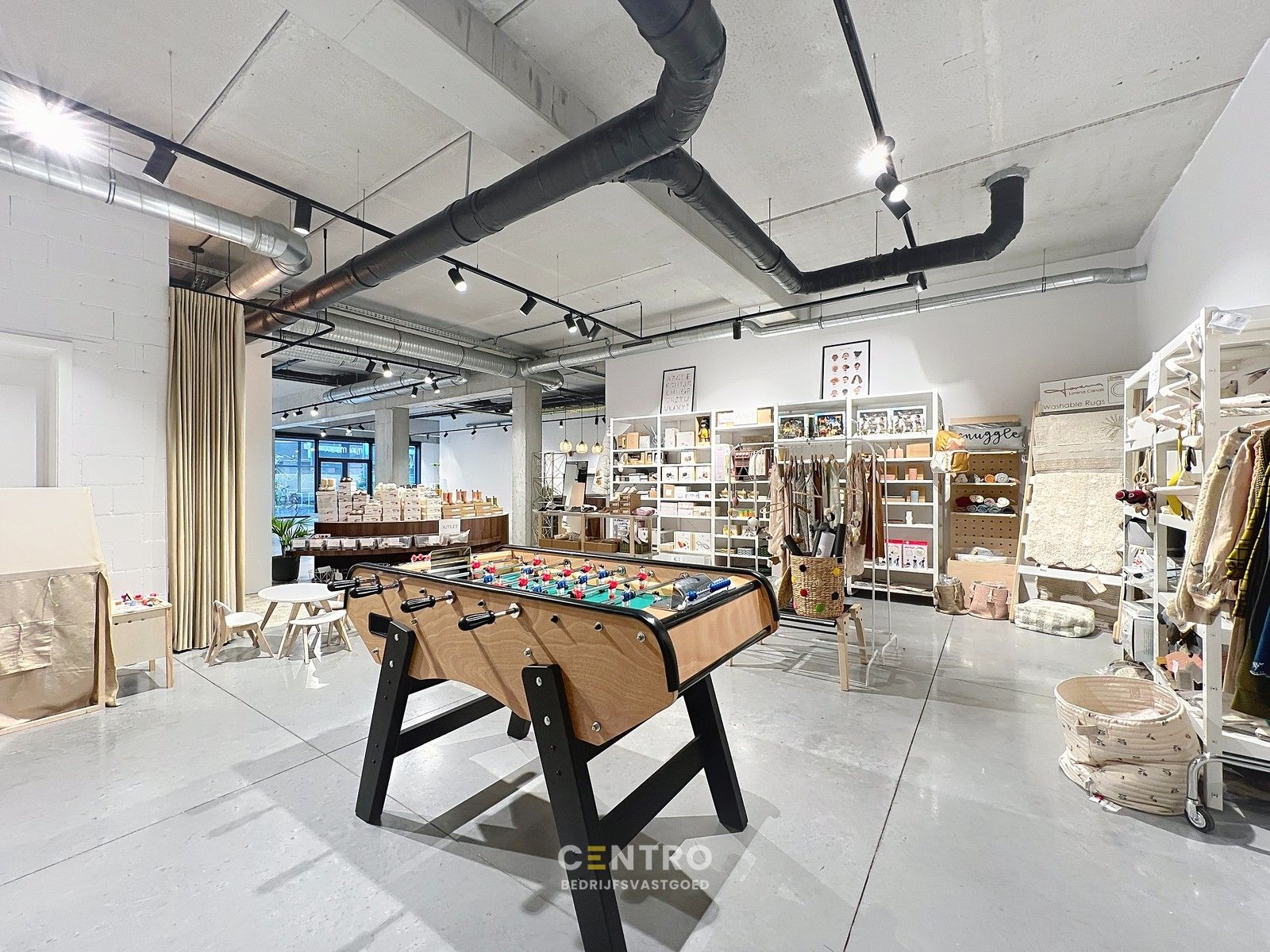 Modern, energiezuinig pand met industrieel karakter tot 285 m² op topligging in De Munt. foto 19