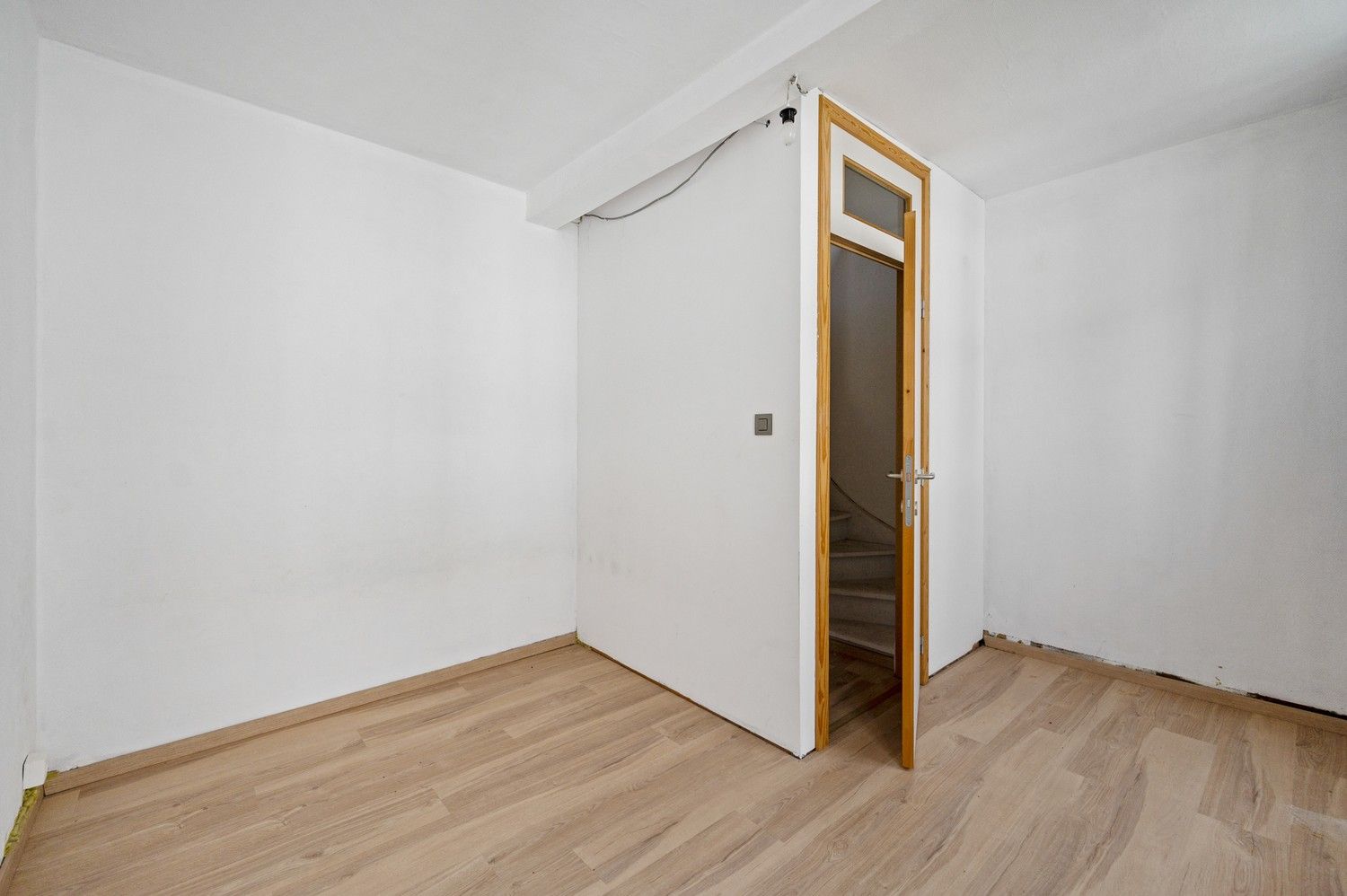 Leuke, verder af te werken woning met 3 slaapkamers en tuin op toplocatie in Lier! foto 14
