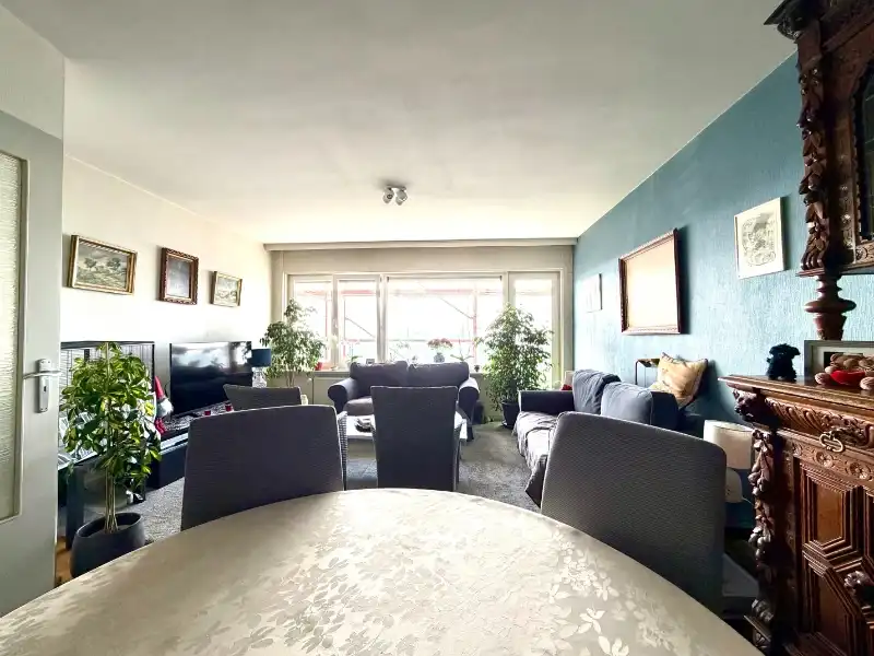 PRAKTISCH INGEDEELD HOEKAPPARTEMENT MET 2 SLAAPKAMERS EN OPEN ZICHT foto 2