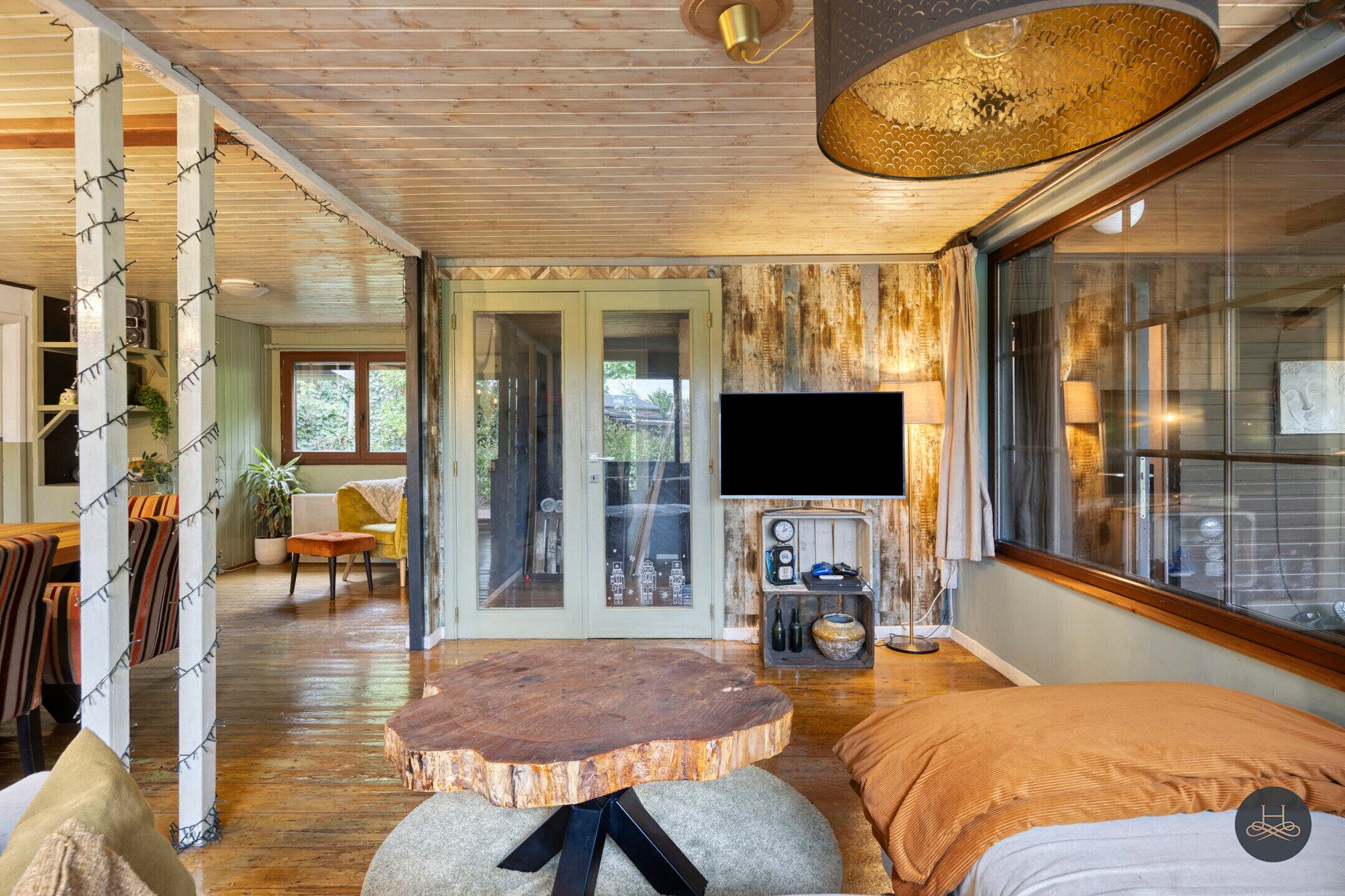 Ruime vakantiewoning in het groen foto 9