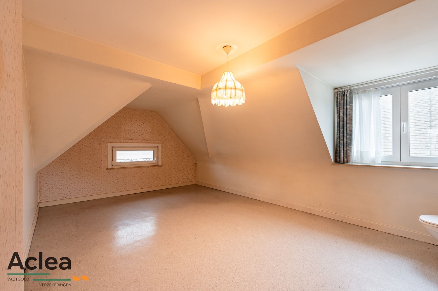 Karaktervolle vrijstaande woning op een goede locatie in Kaprijke foto 29