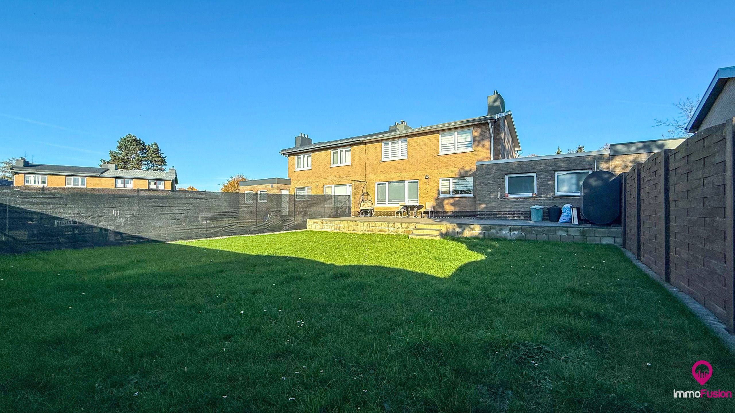 Instapklare, verzorgde woning met 4slpk en garage te Zolder! foto 4