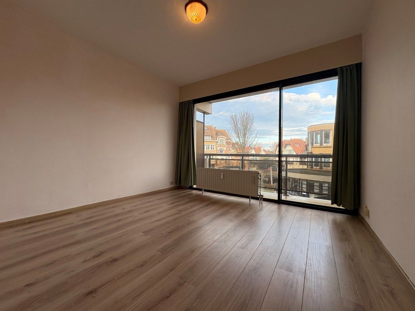 Ruim appartement met 3 slaapkamers te huur – centrum Koksijde foto 13