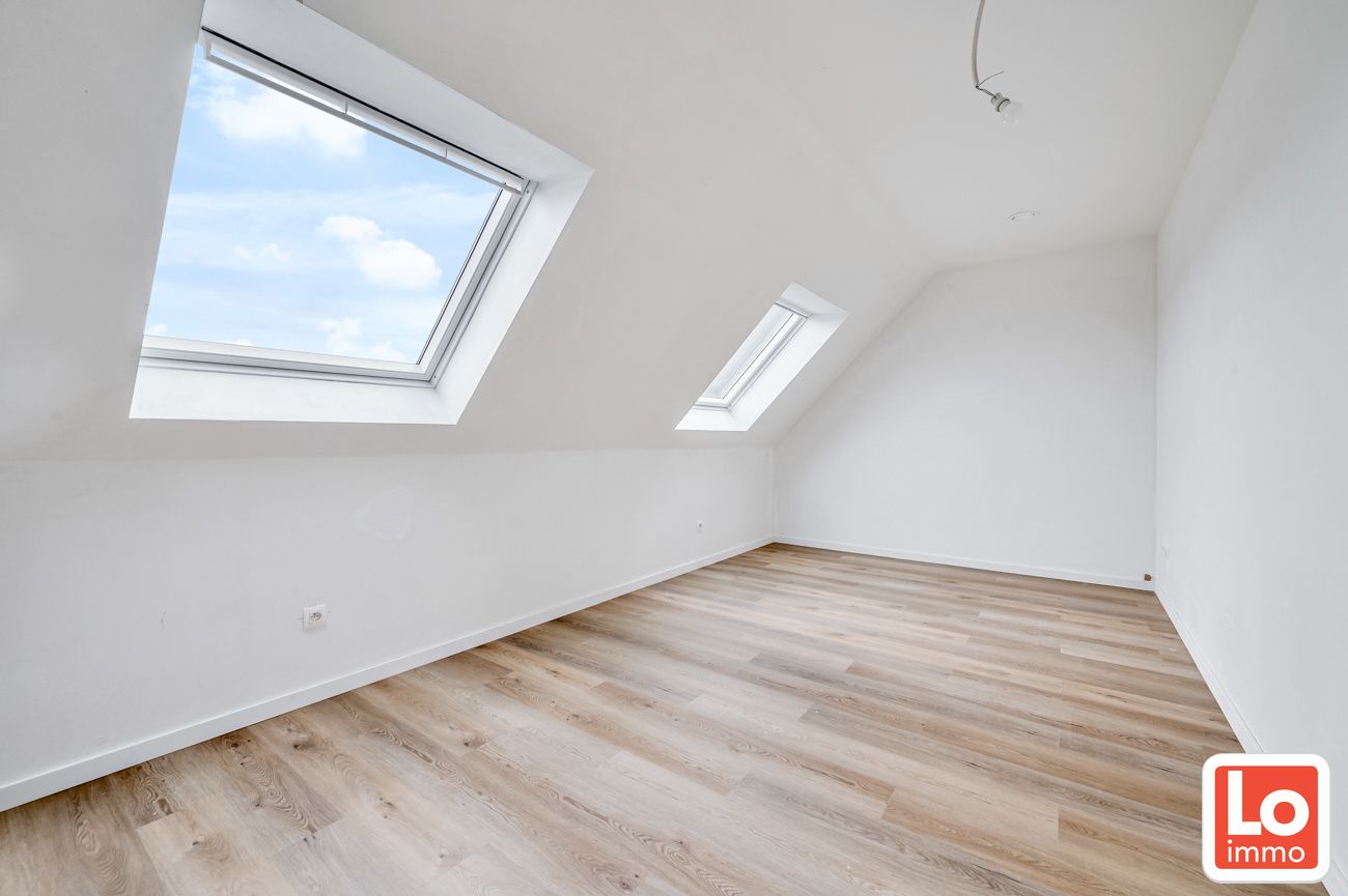 Prachtig ruim appartement (+/-110m²) met 2 slpk en ruim terras foto 9