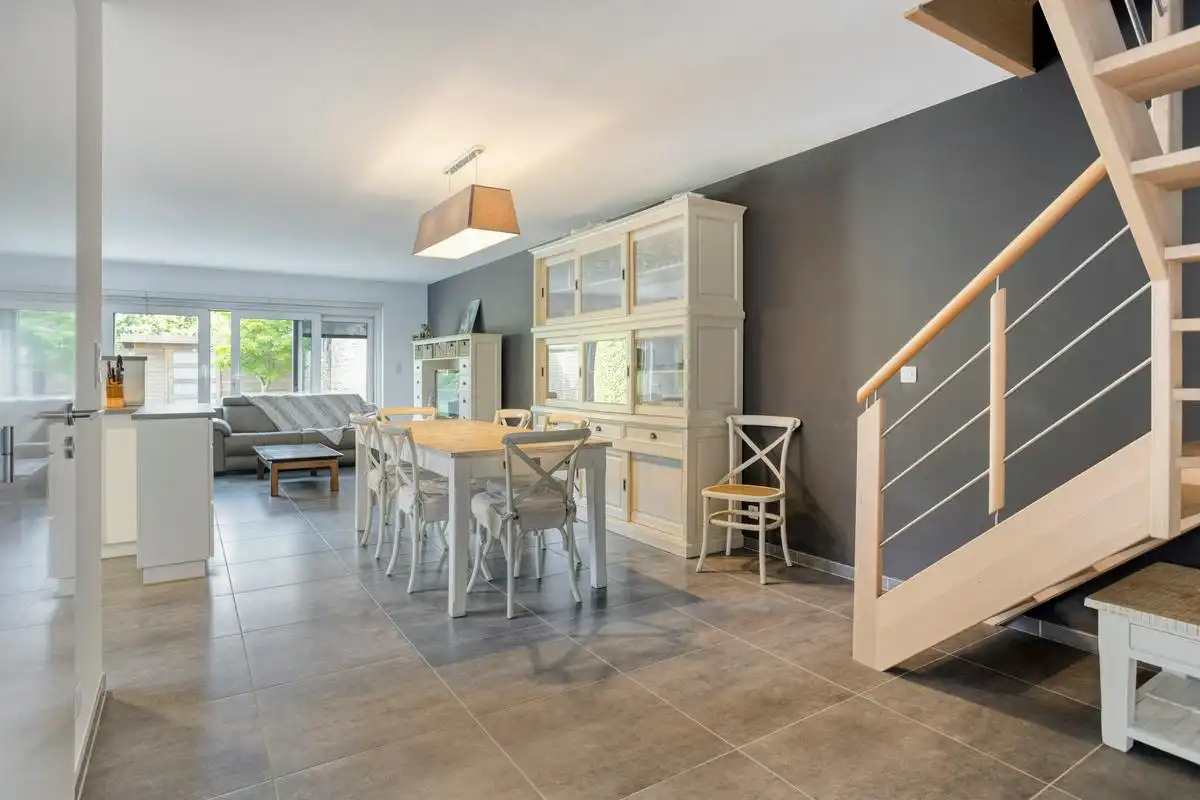 Moderne en energiezuinige halfopen bebouwing te koop foto 5