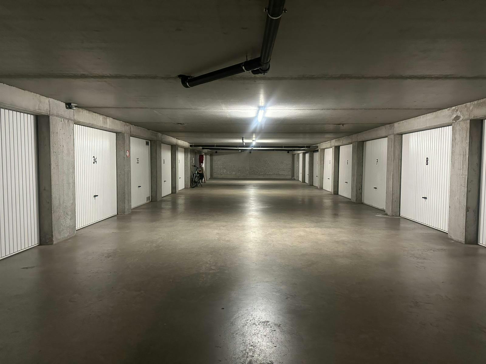 Goedgelegen garagebox te koop te Duinenweg in Middelkerke! foto 7