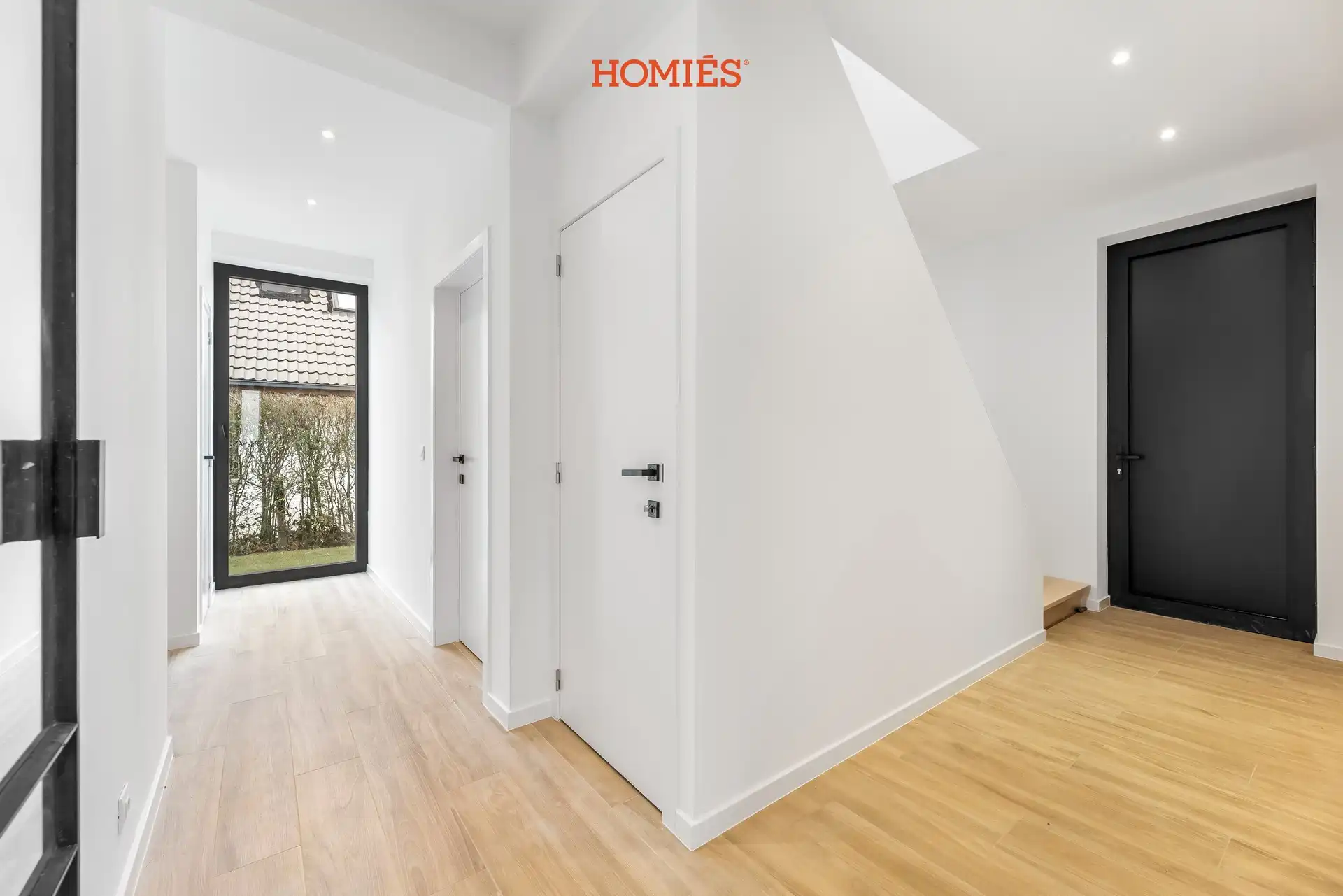 Vernieuwde energiezuinige villa op absolute toplocatie! foto 12