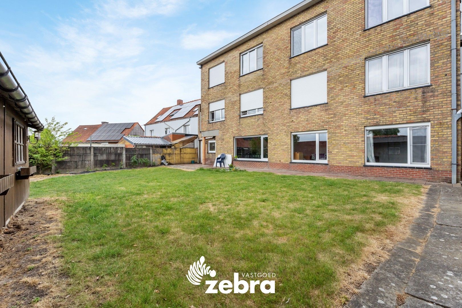 Gelijkvloers appartement met drie slaapkamers, tuin en garage te Tielt! foto 13