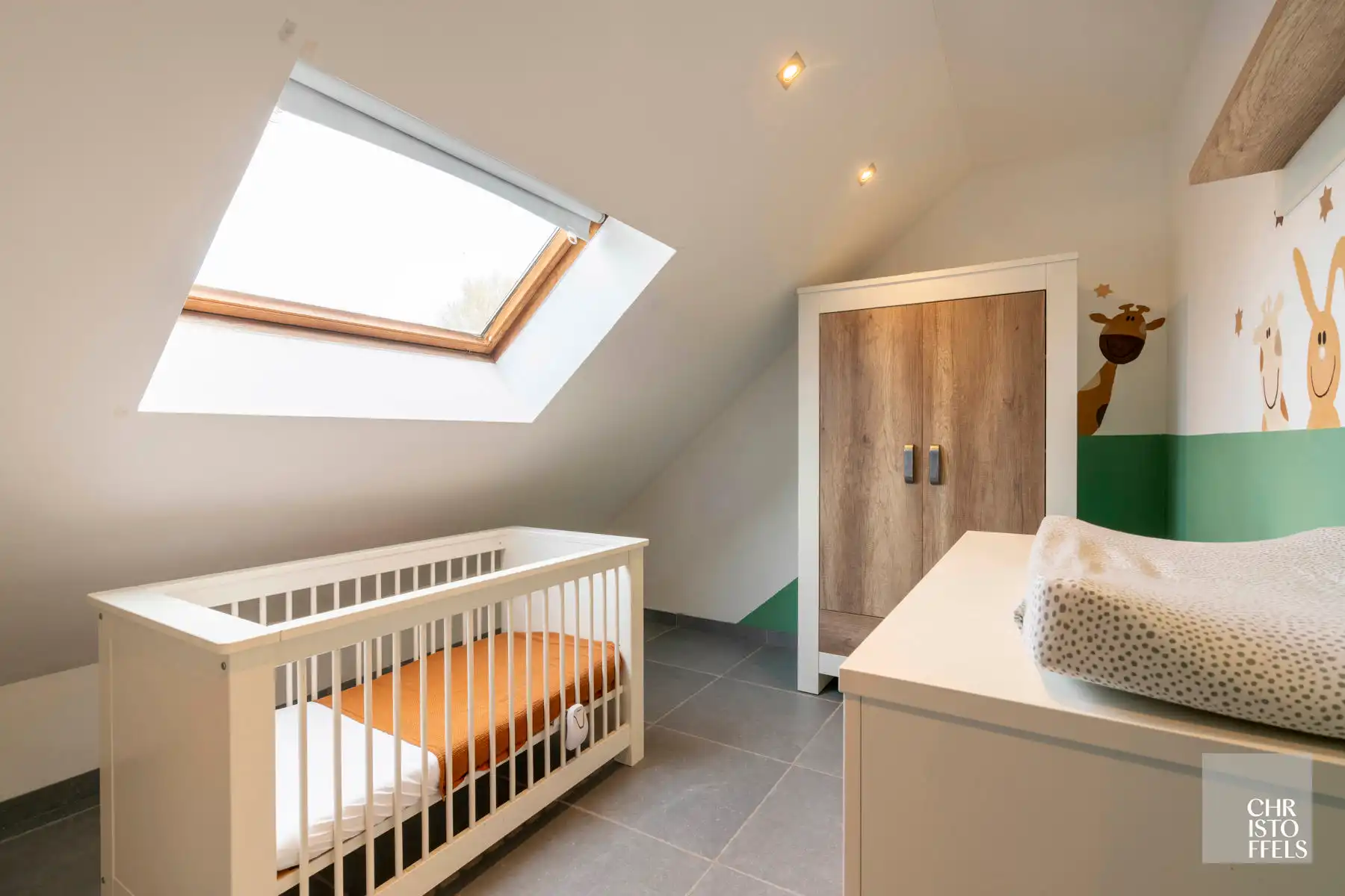 Instapklare woning (279m²) in groene omgeving te Kesselt-Lanaken! foto 23