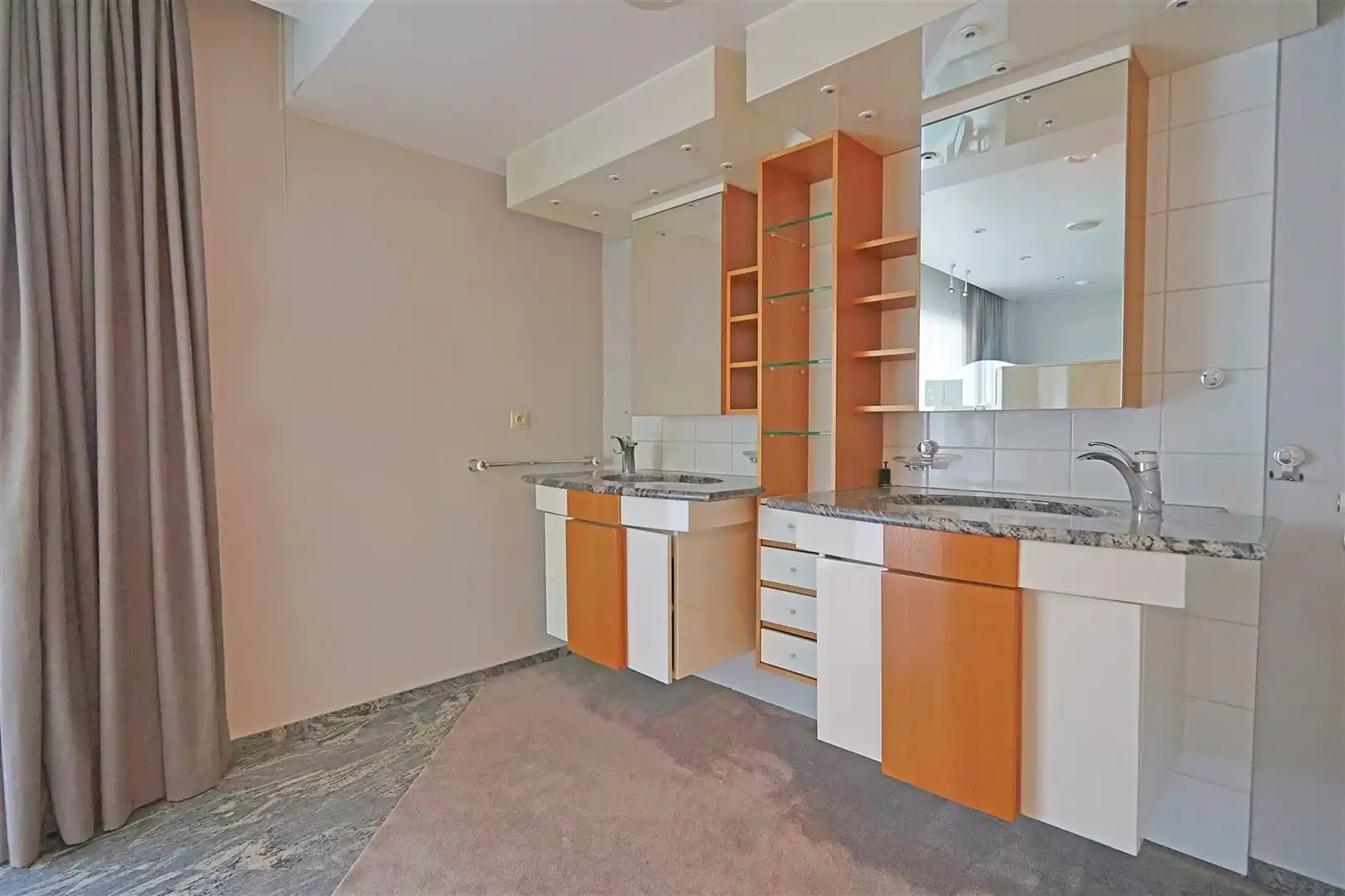 Tijdloze villa op goed bereikbare locatie foto 13