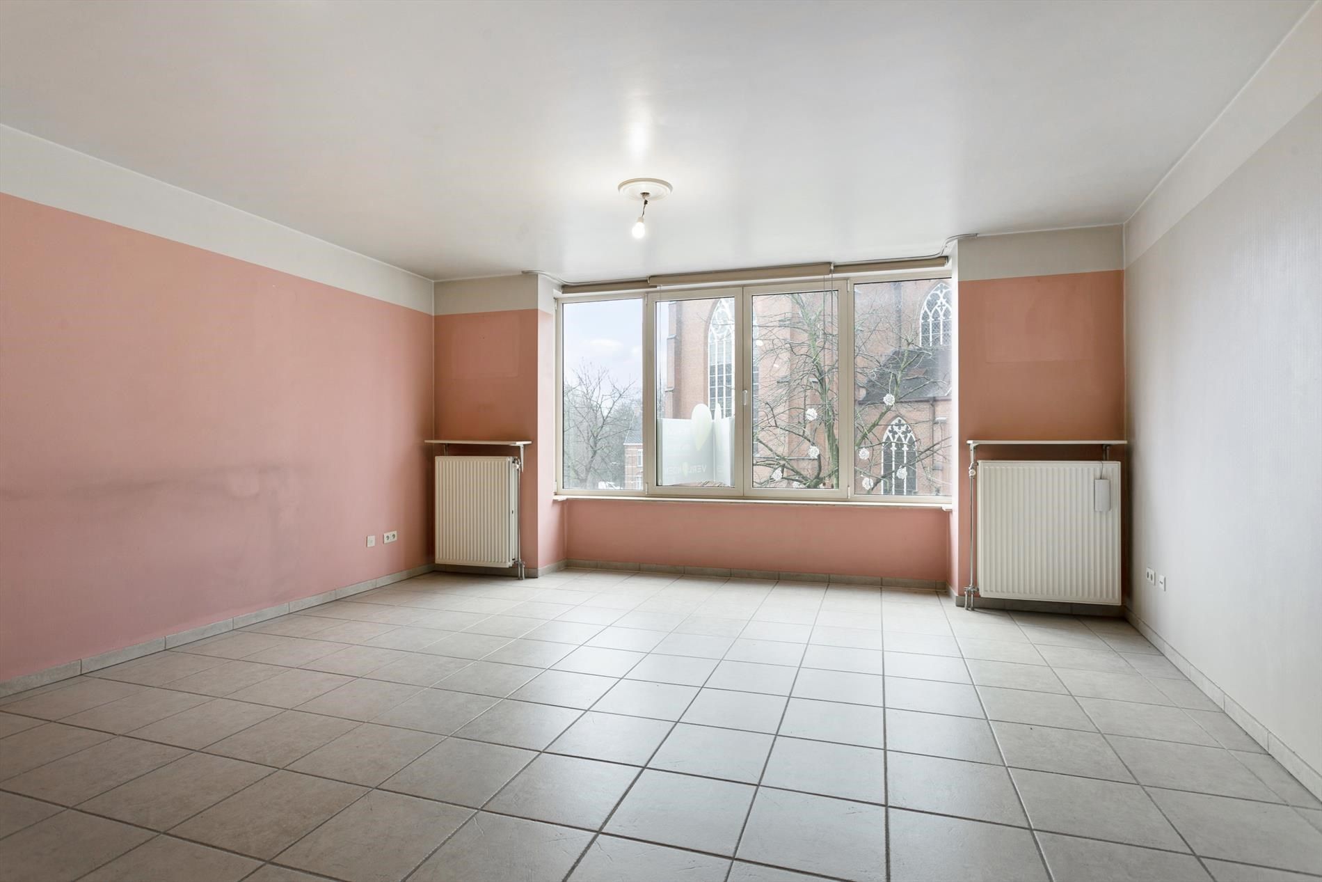 Verzorgd appartement met 1 slaapkamer op een toplocatie in Mol-centrum ! foto 2