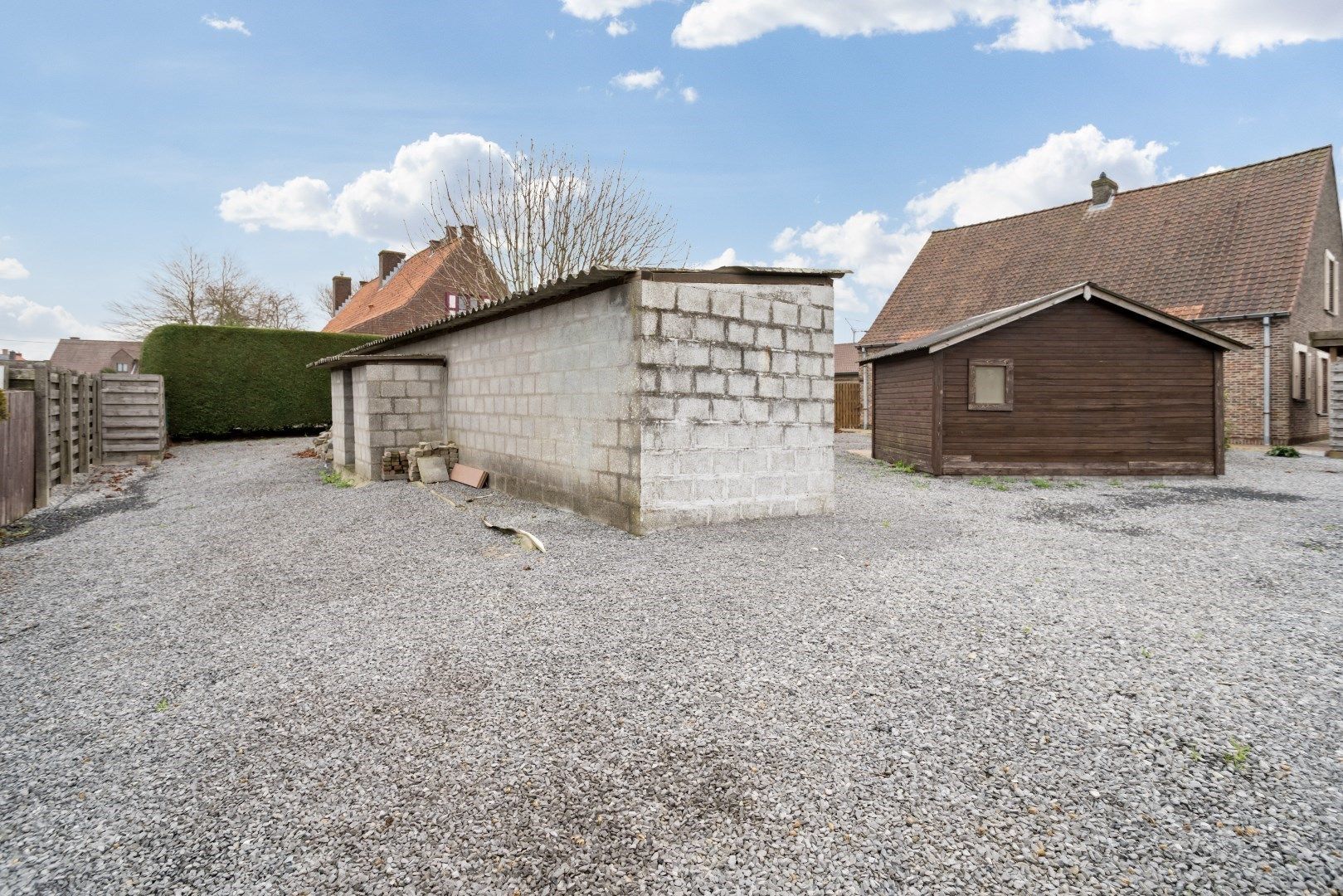 Residentieel gelegen, vrijstaande woning op ruim perceel van 714m² foto 22