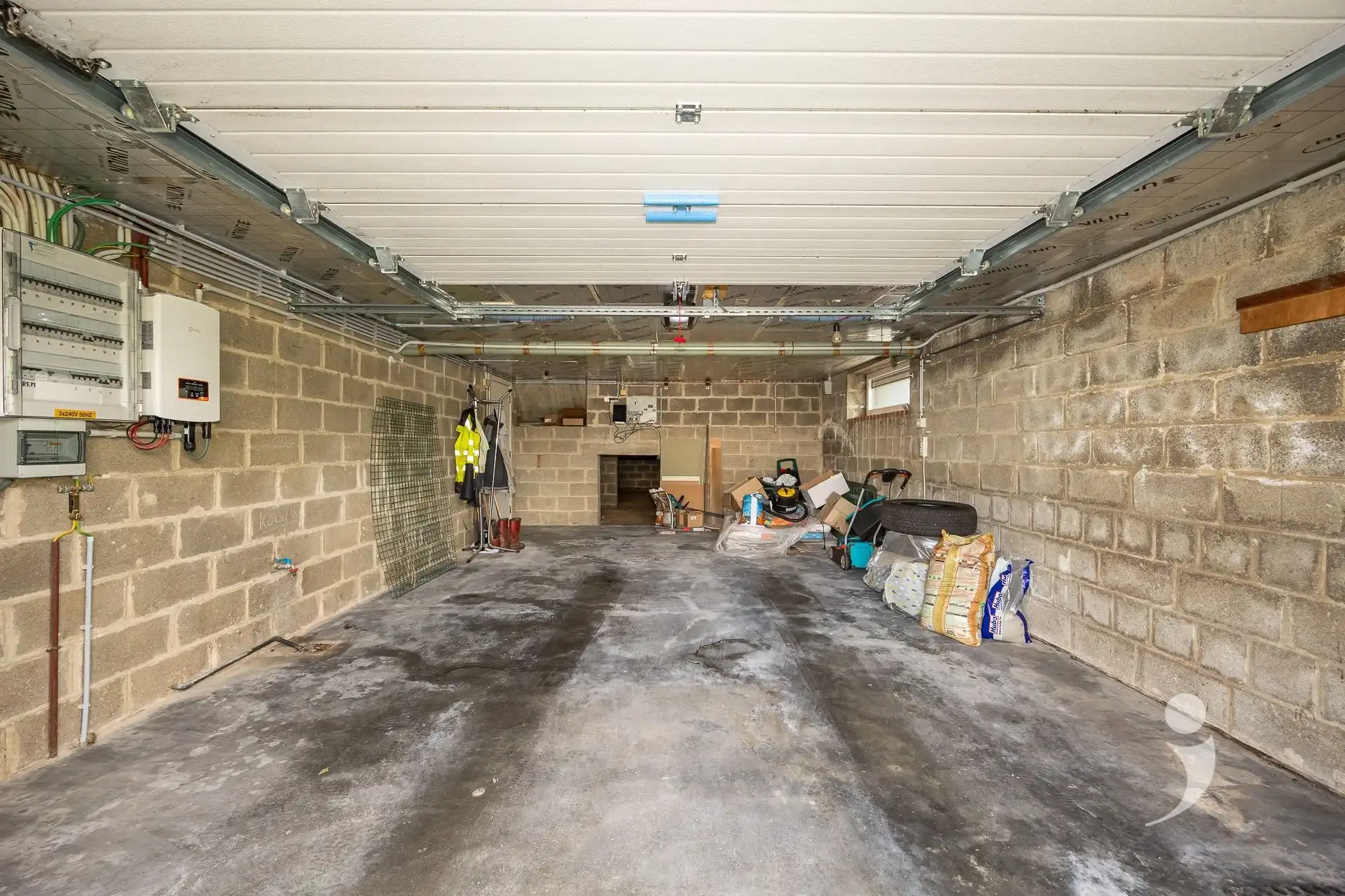 Gerenoveerde woning met prachtig zicht over de velden foto 27