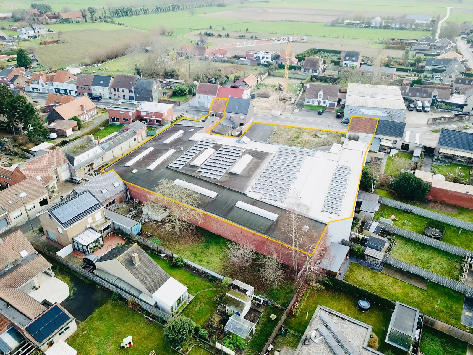 Projectgrond voor een prachtig residentieel woonerf te Ichtegem. Grondopp.: 3.961m² foto {{pictureIndex}}