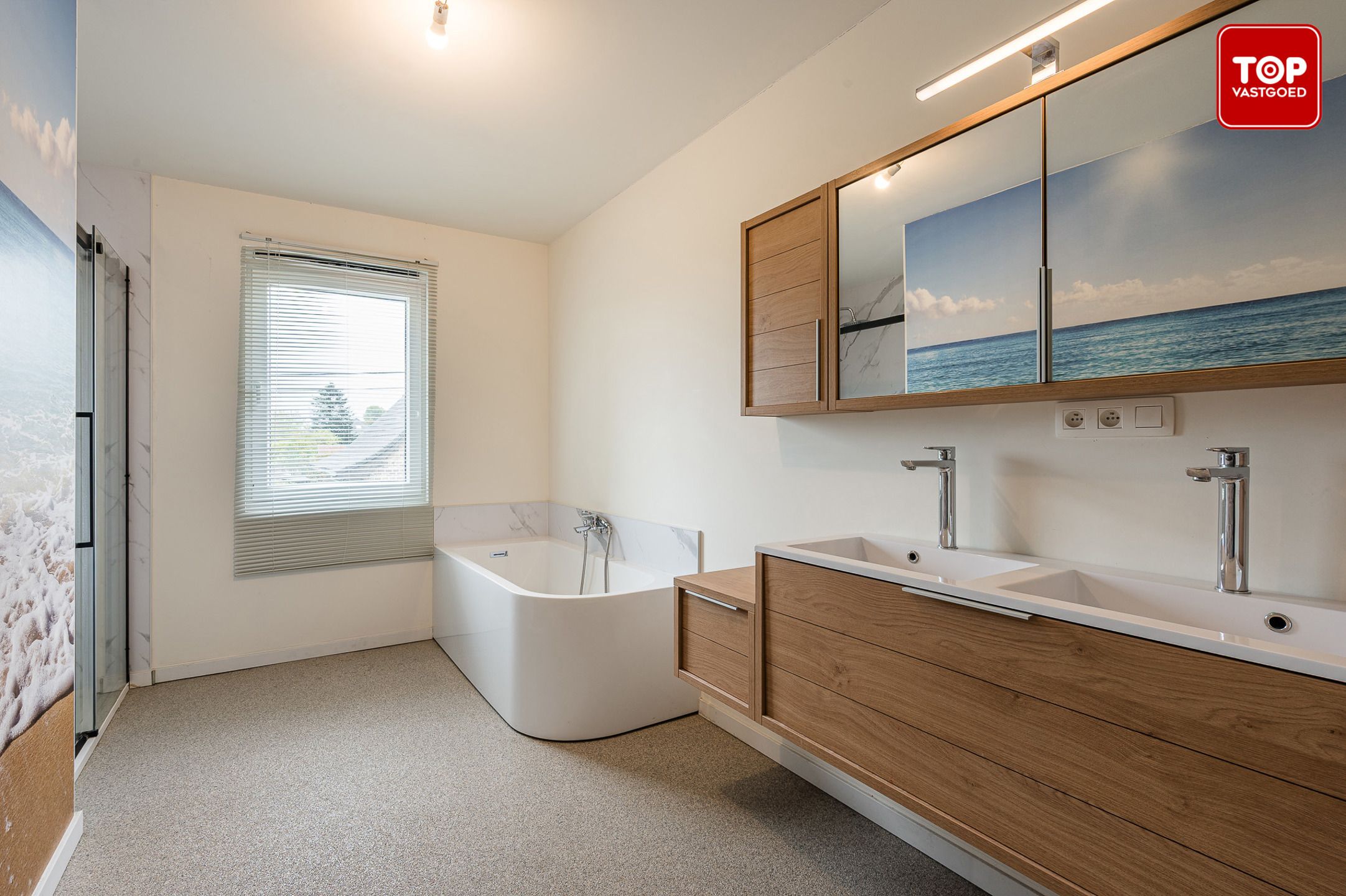 Prachtige energie neutrale half open woning in rustige wijk foto 17