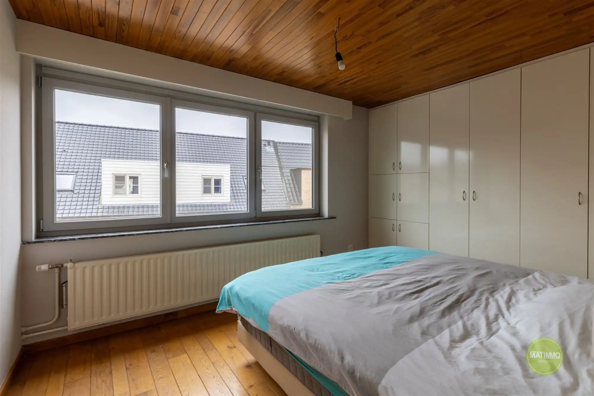 Ruim gerenoveerd duplex appartement met 3 slaapkamers  foto 13