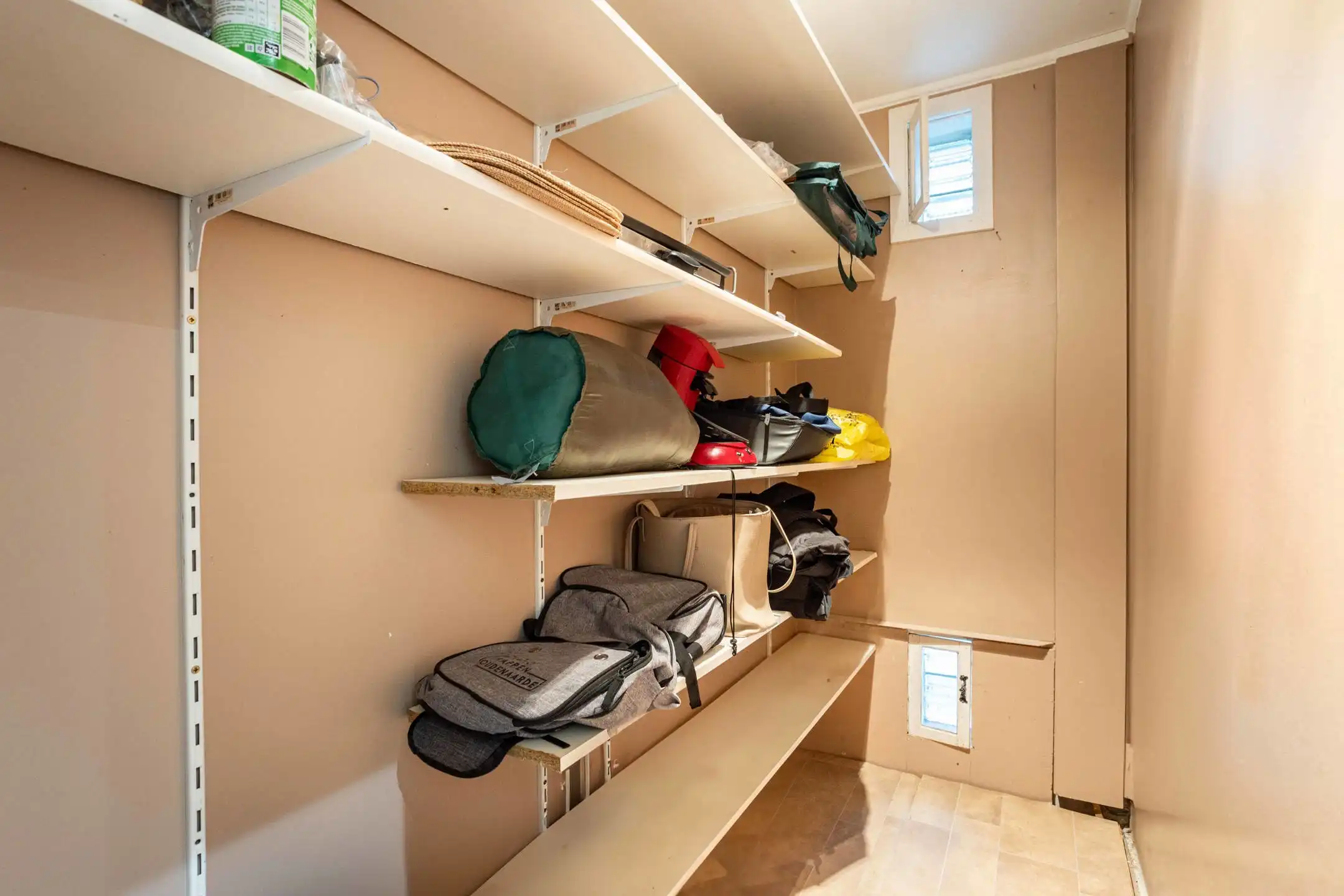 Alleenstaande villa met garage residentiële wijk te Ronse foto 26