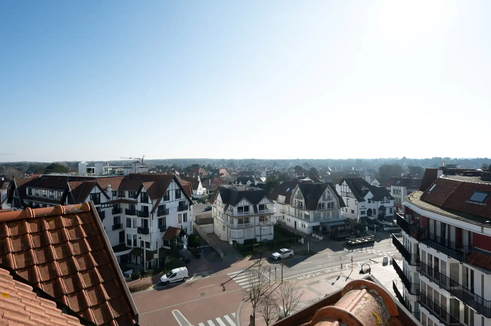 Prachtige penthouse gelegen op de Kustlaan met open zicht op de villa's in het Zoute foto 16