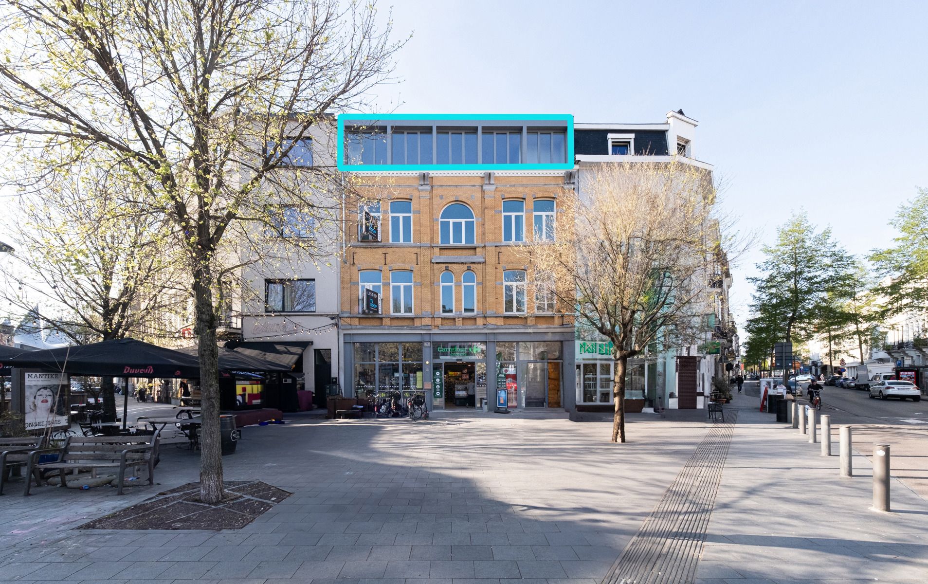 Gerenoveerd 2slpk appartement met terras super energiezuinig foto 2