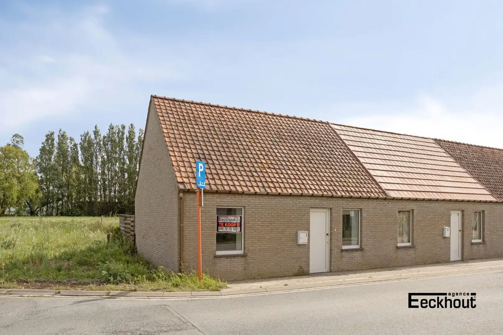 Charmant huisje op ruim perceel met uitbreidingsmogelijkheden! foto 2