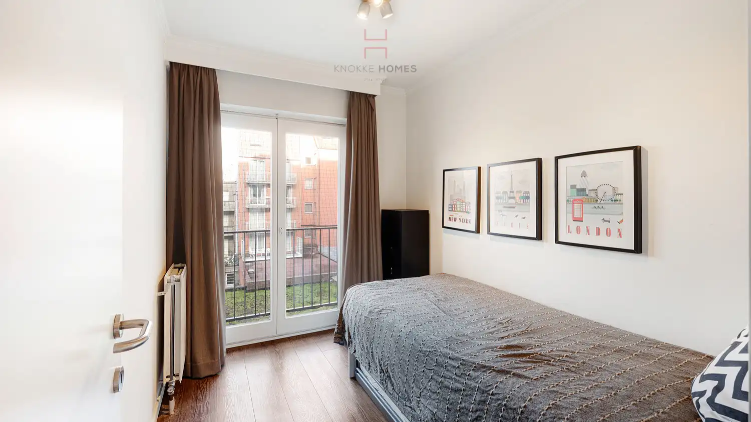 Instapklaar appartement met open zicht over het Dir. Gen. Willemspark en de Zee foto 11