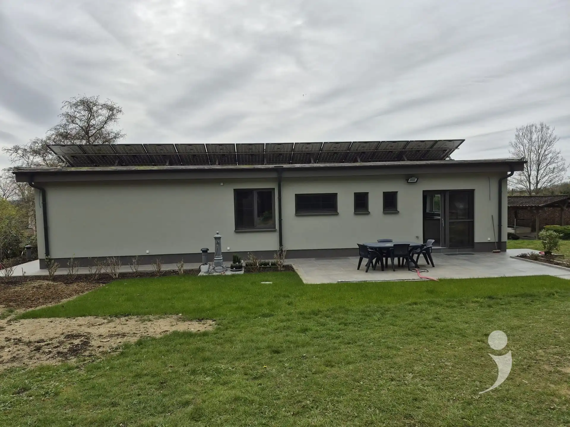 Gerenoveerde villa foto 31