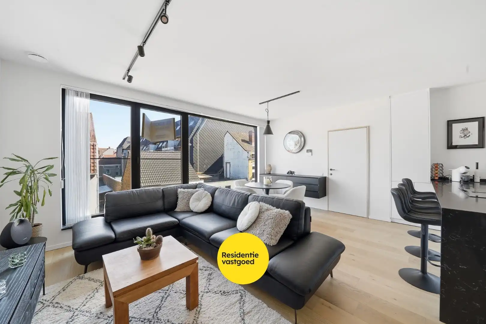 Modern energiezuinig 2-slaapkamerappartement te Bredene foto 6