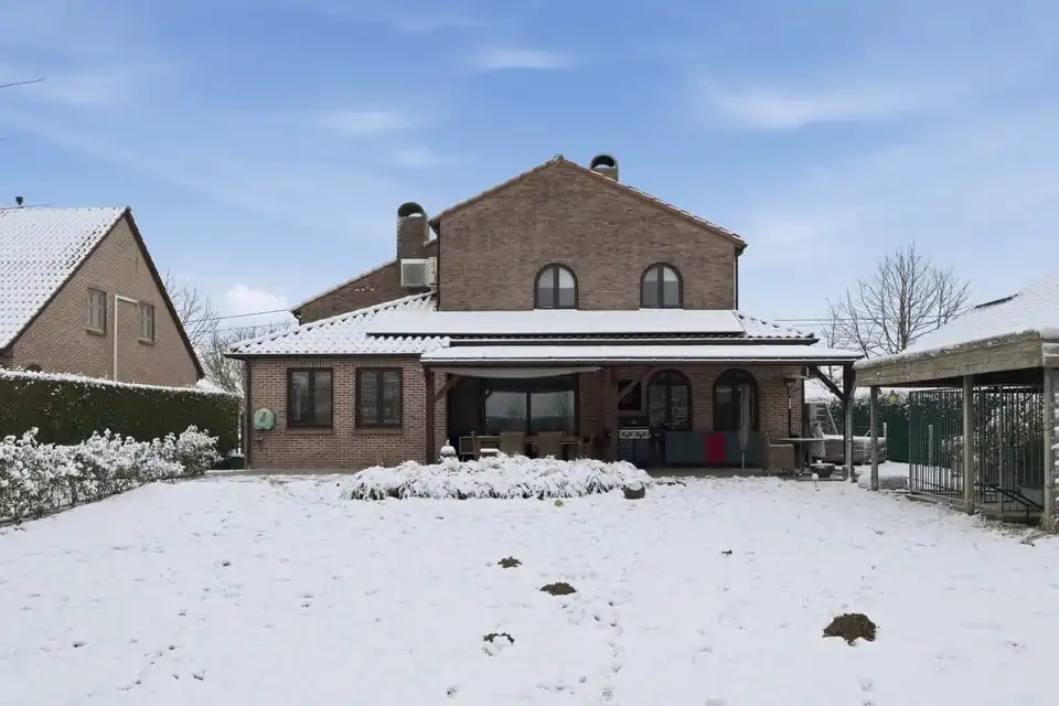 EXCLUSIEVE GEZINSWONING MET RUIME TUIN, 252M² WOONCOMFORT EN TOPLIGGING IN SINT-TRUIDEN foto 43