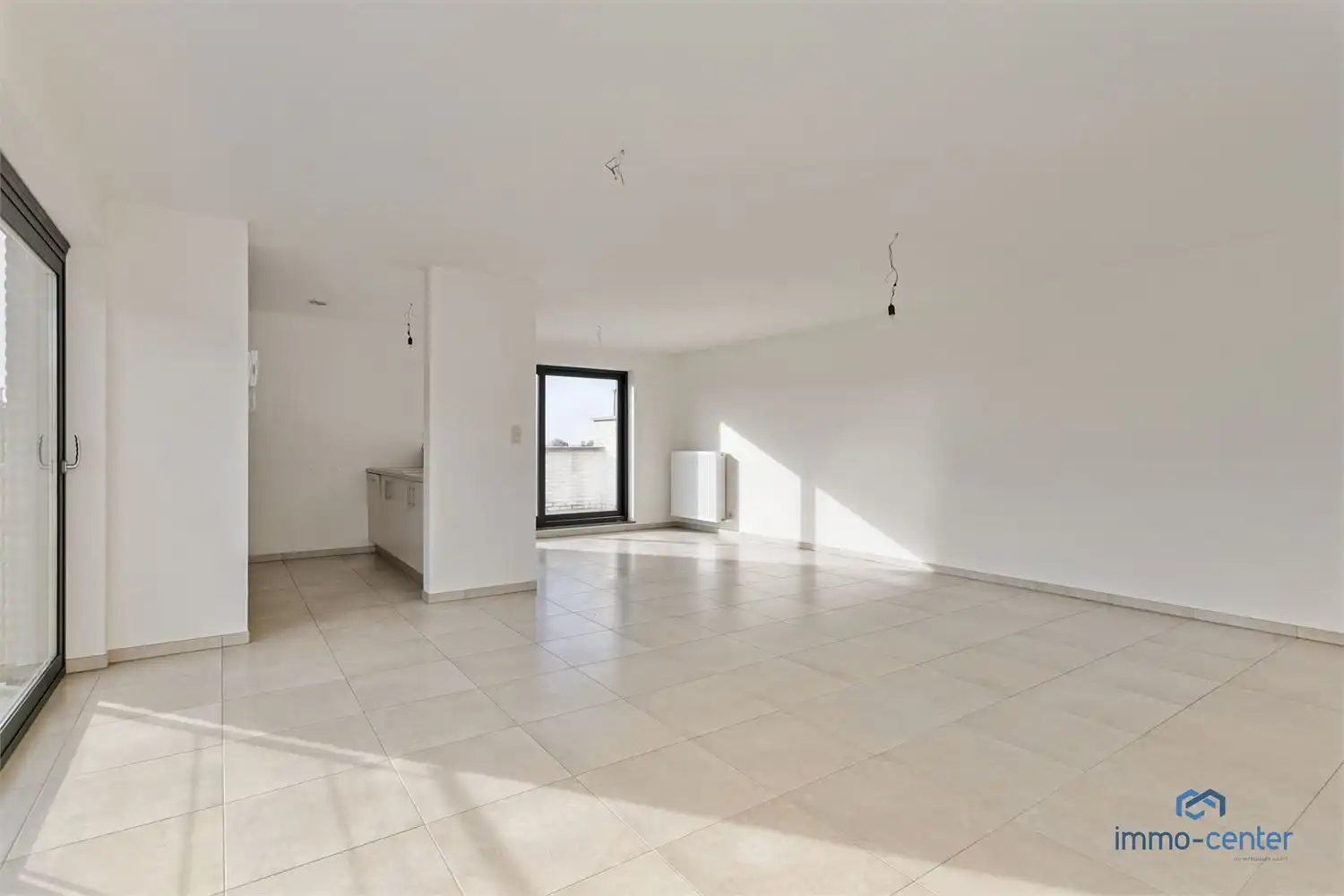 Modern twee-slaapkamer appartement te huur te Genk! foto 6